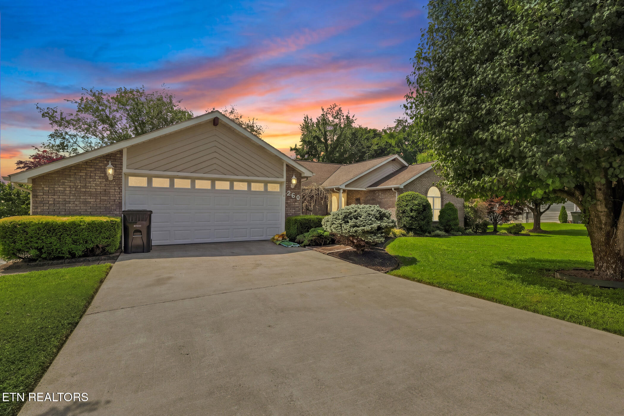 260 Lexington Place Sevierville TN 37862