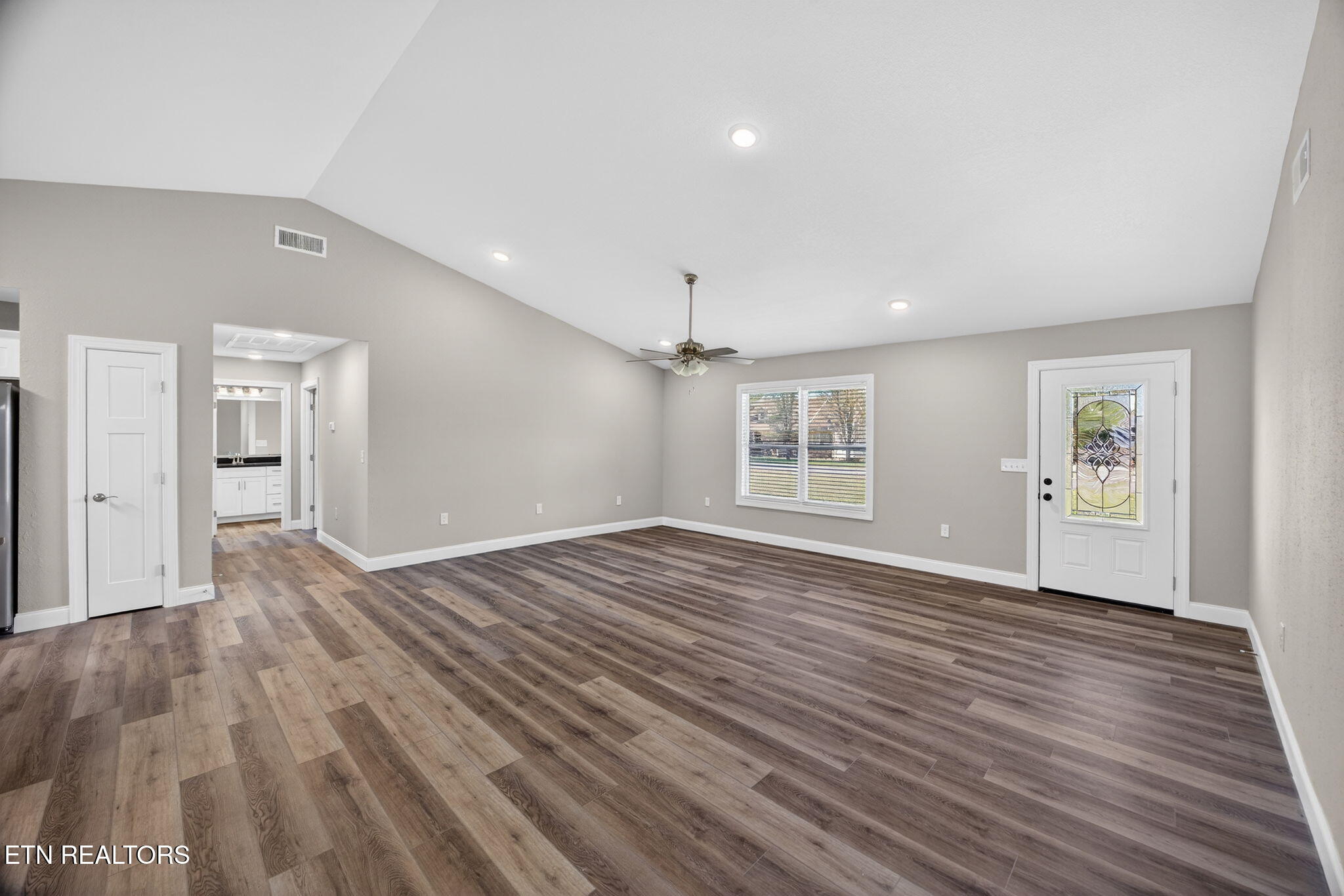 453 Hinch Mountain View Road Crossville TN 38555