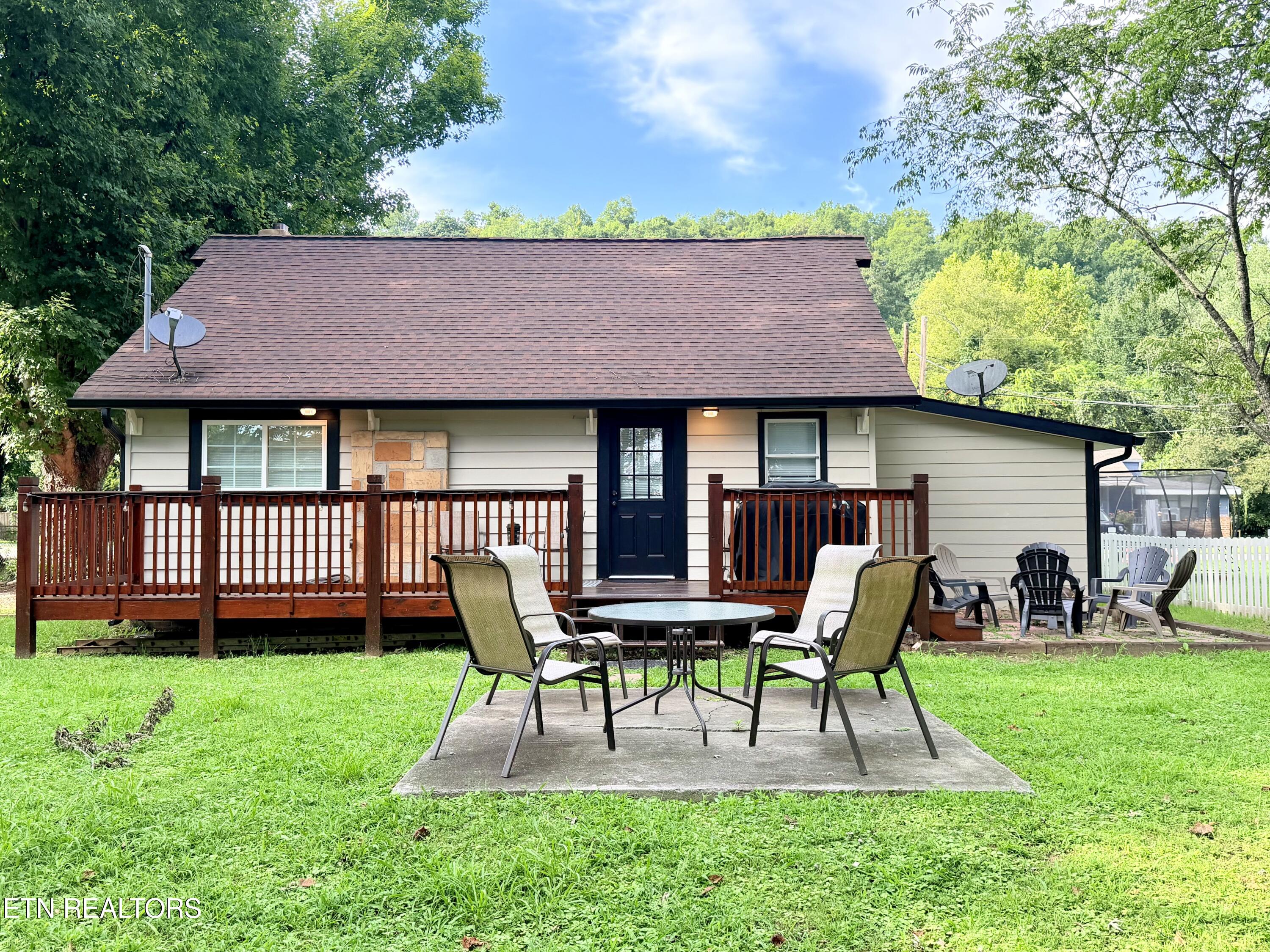 305 Jackson Street Sevierville TN 37862