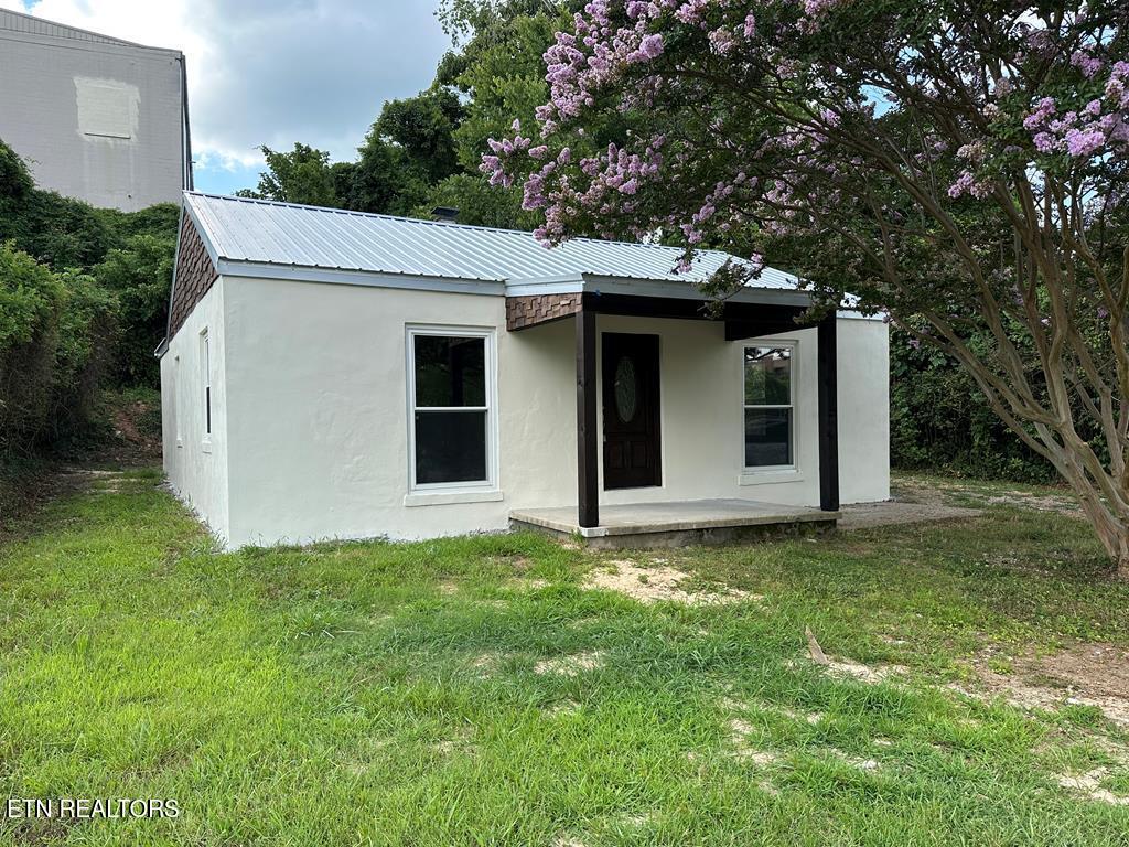 23 S Carter Street Sparta TN 38583