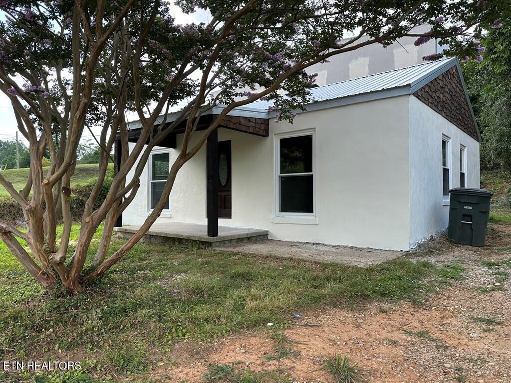 23 S Carter Street Sparta TN 38583