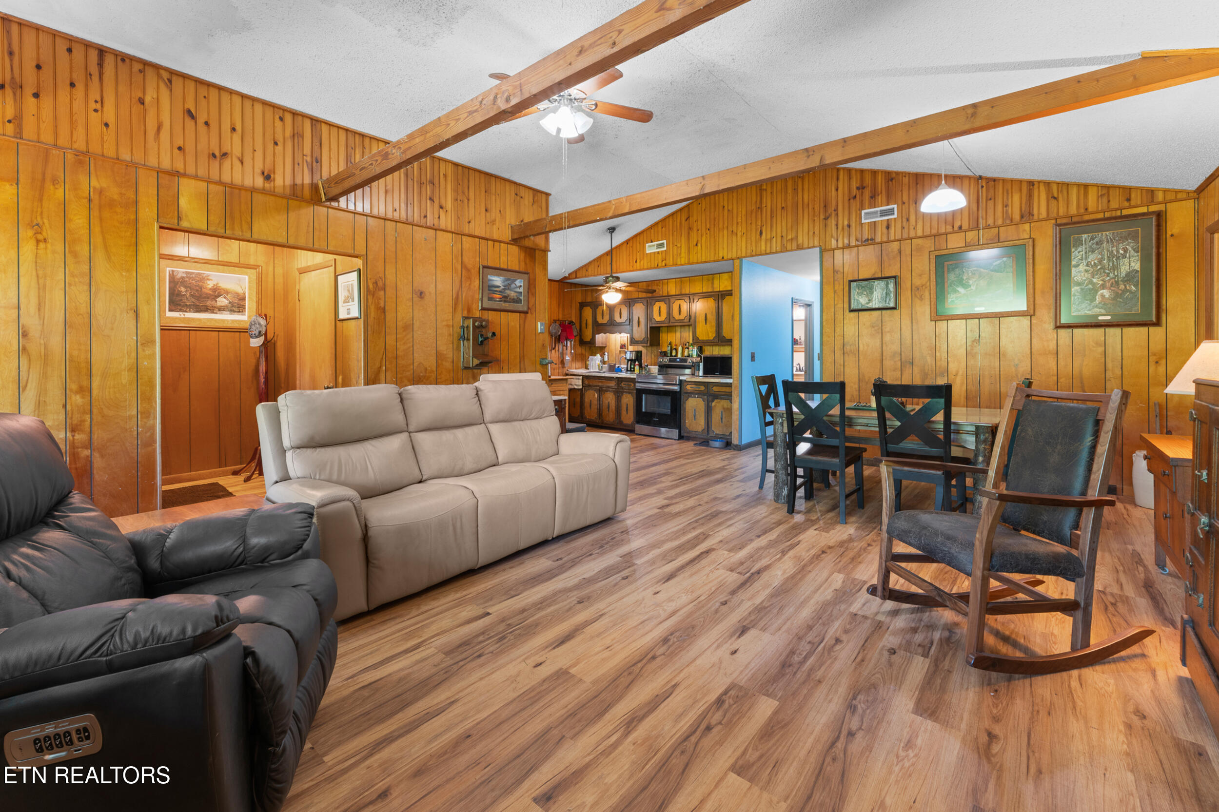 2792 Happy Hollow Road Sevierville TN 37862