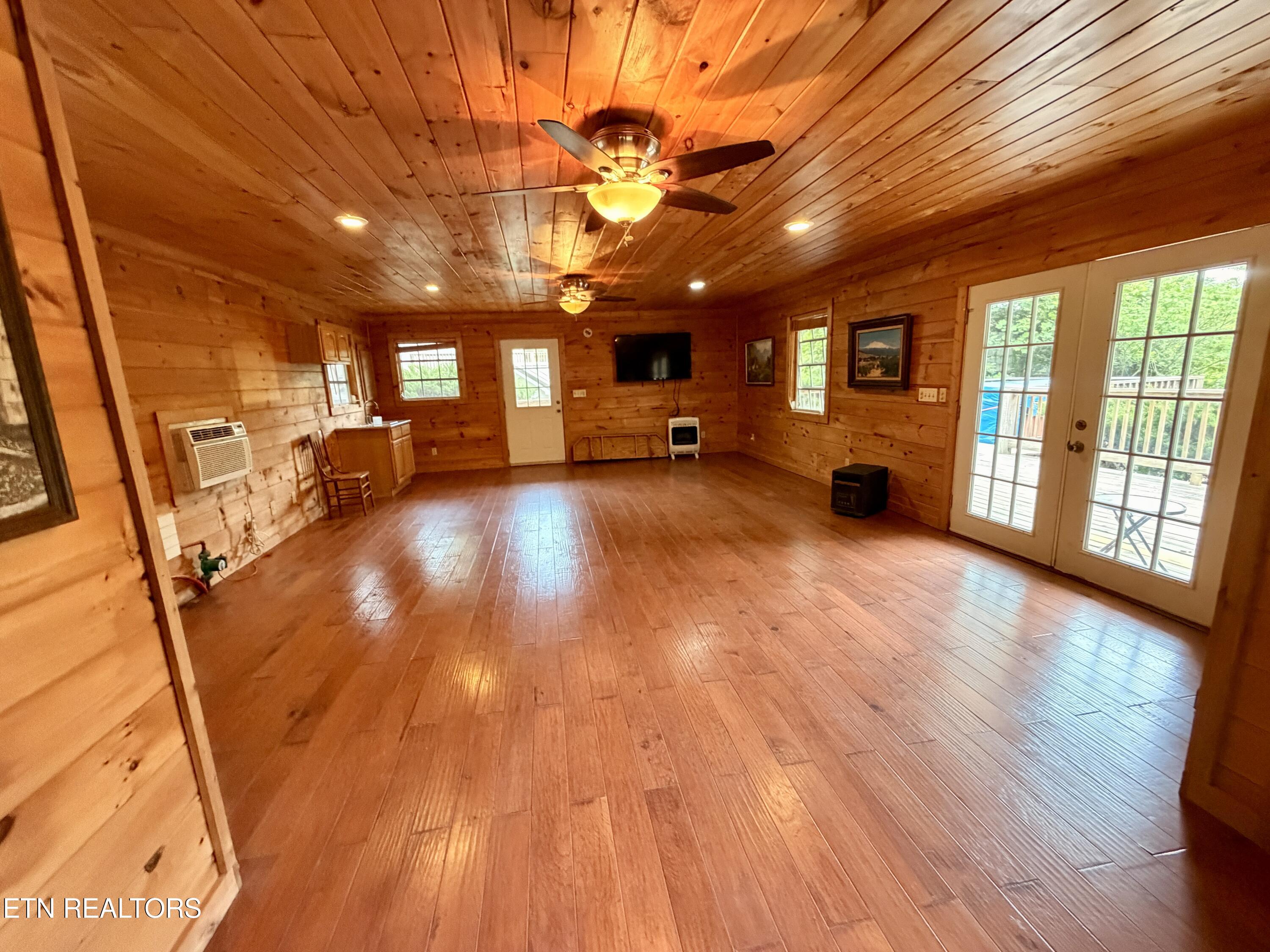 489 Hickory Grove Road Madisonville TN 37354