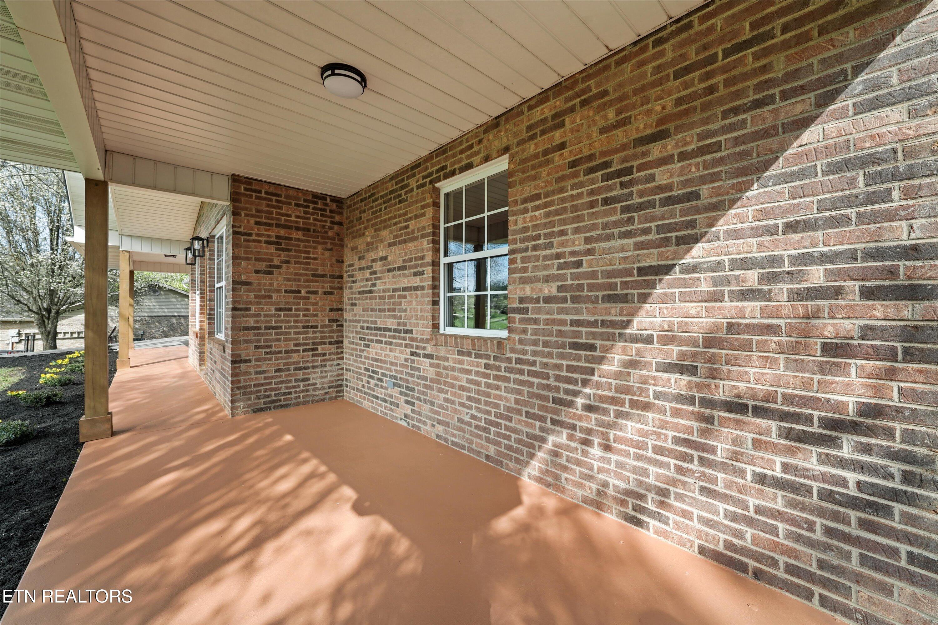 1533 Haley Lynn Road Pigeon Forge TN 37862