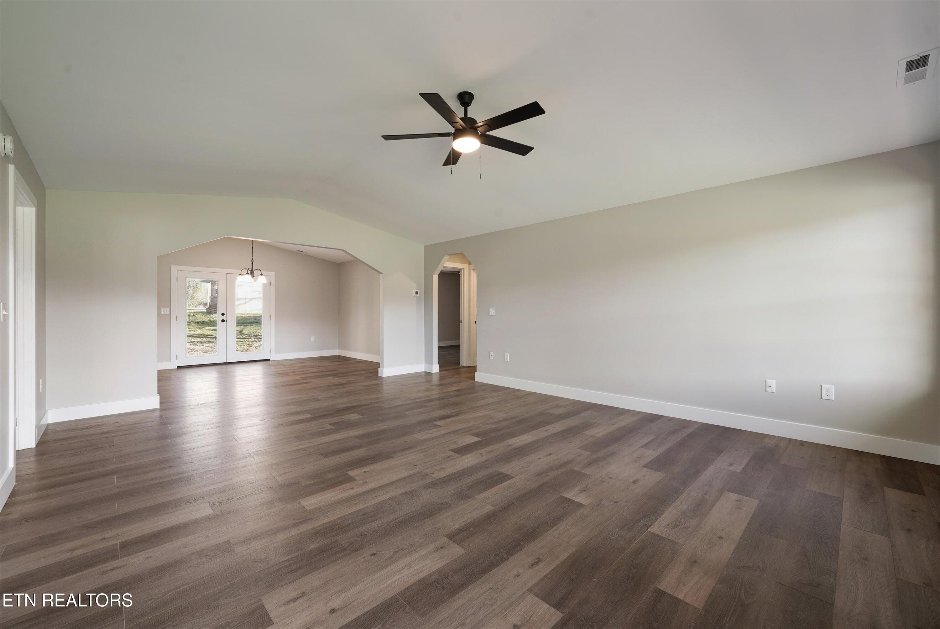 1533 Haley Lynn Road Pigeon Forge TN 37862