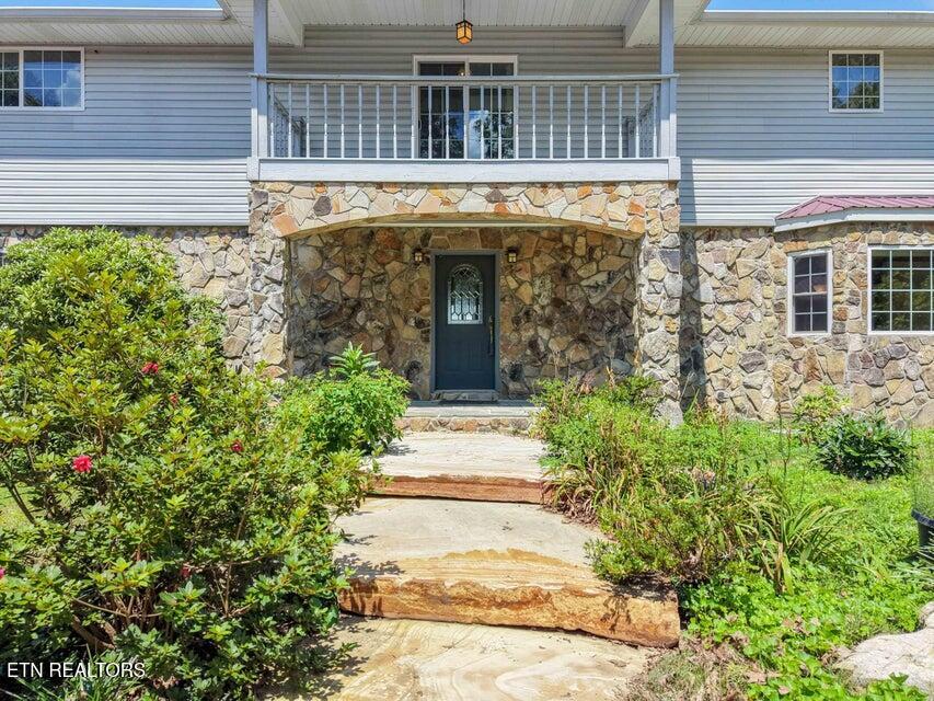 1981 Porch Rock Road Pikeville TN 37367