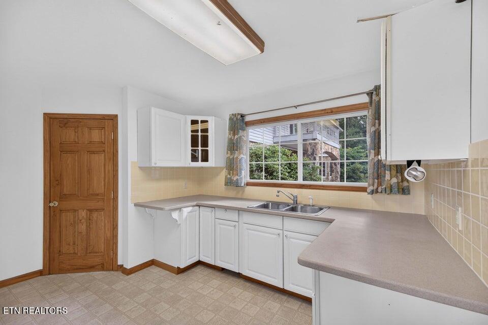 1981 Porch Rock Road Pikeville TN 37367