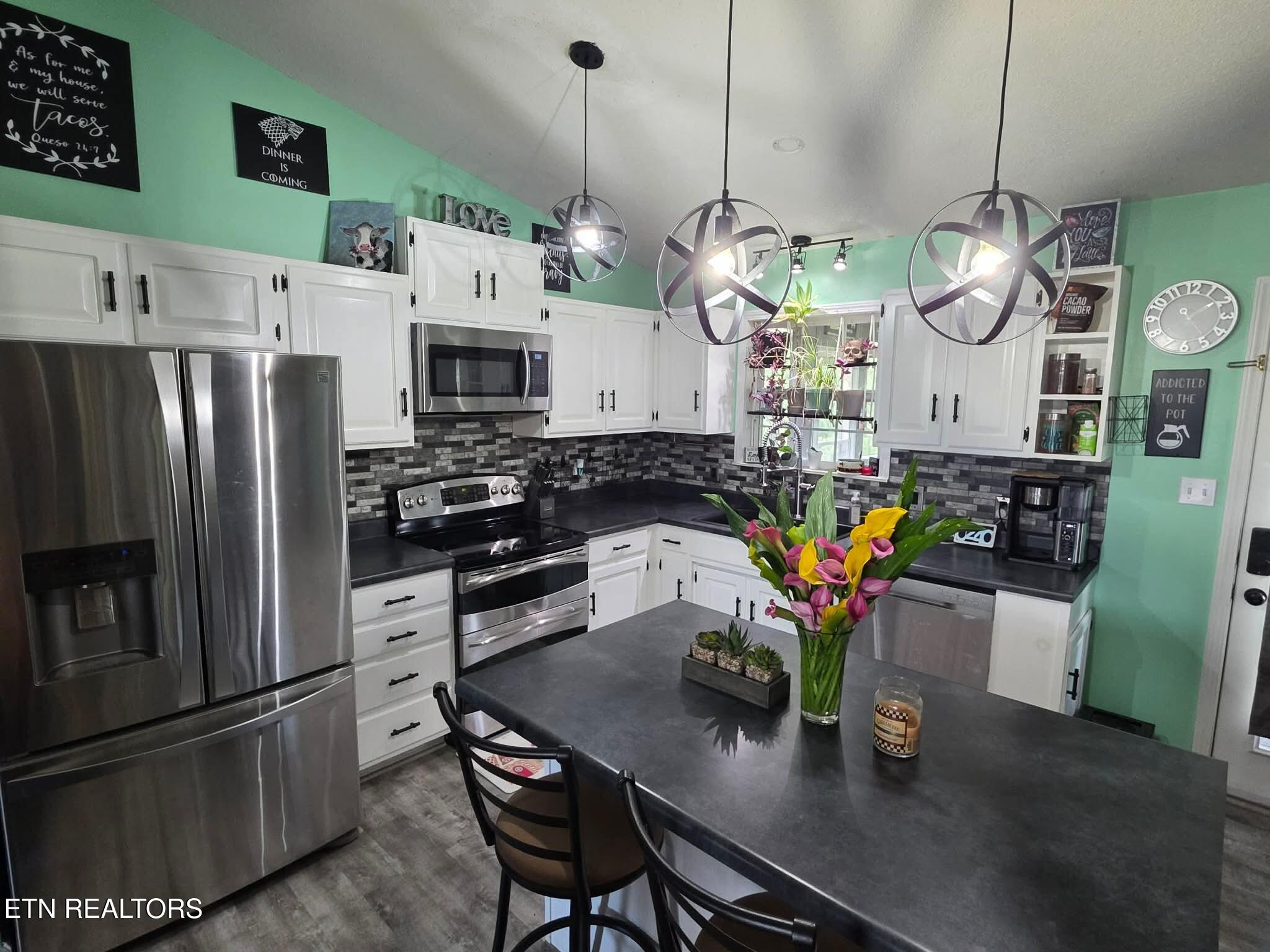 220 Michal Lane New Tazewell TN 37825