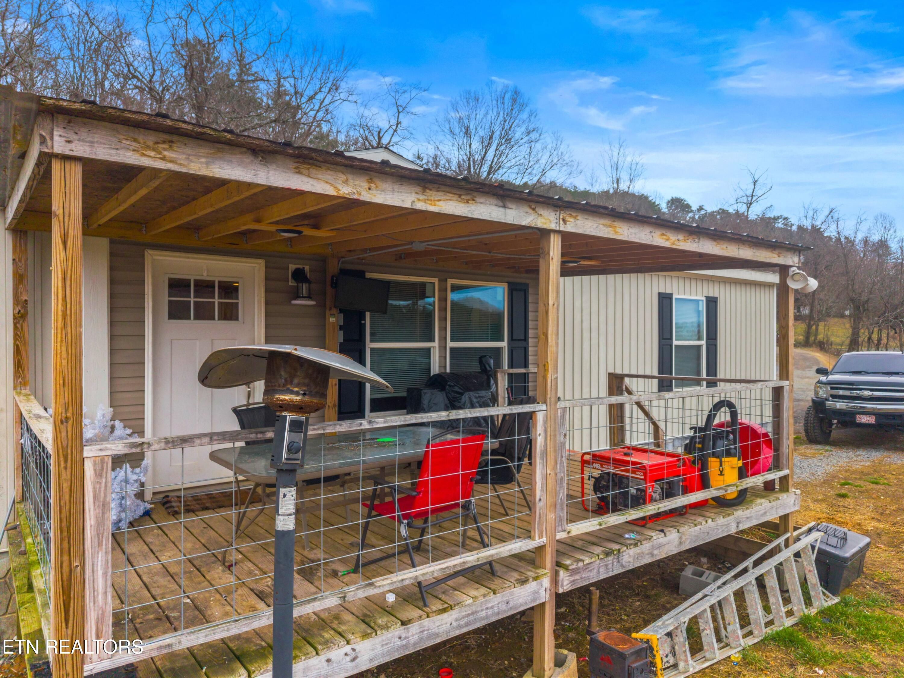 612 Grassy Valley Road Whitesburg TN 37891