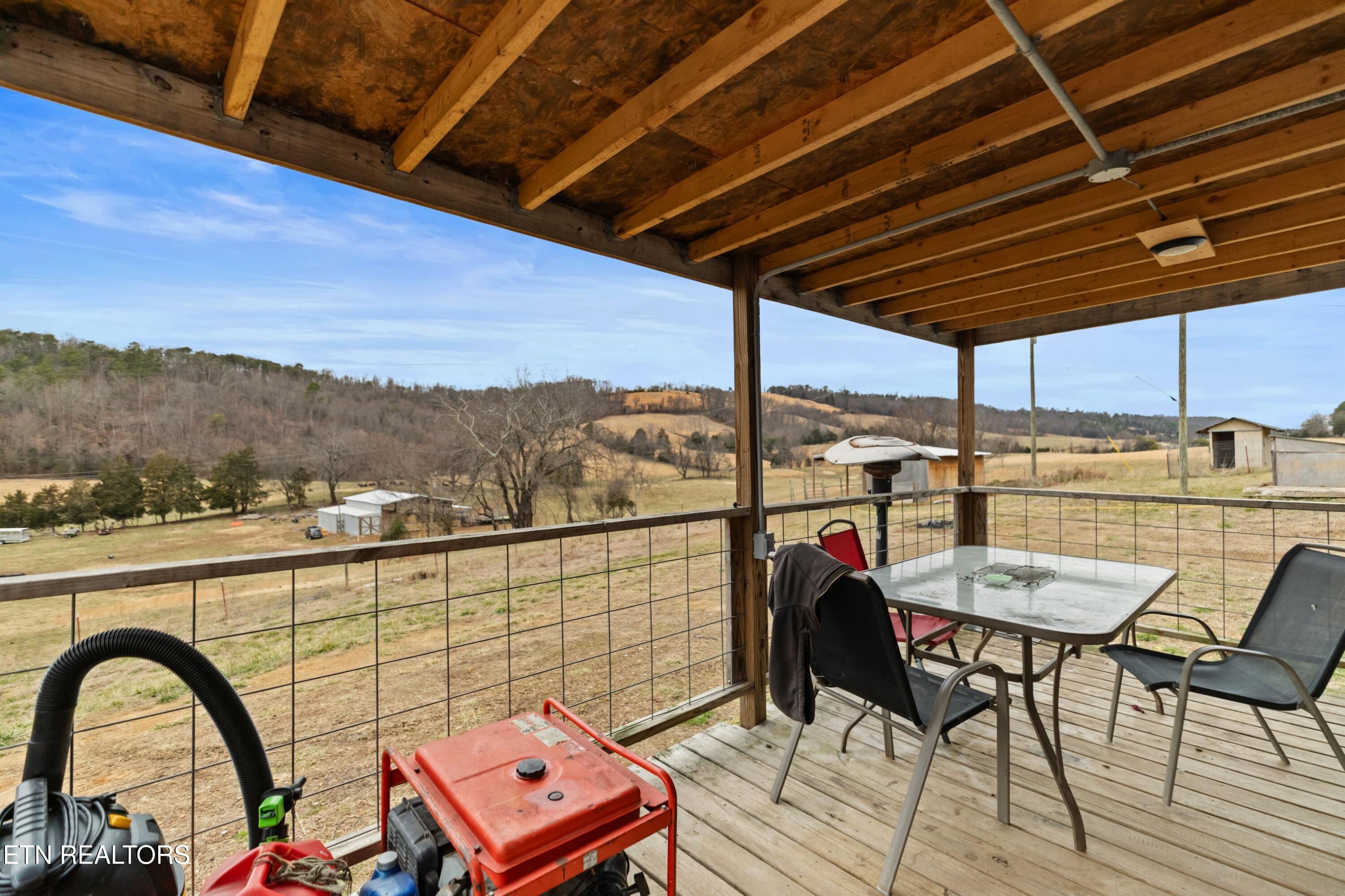 612 Grassy Valley Road Whitesburg TN 37891