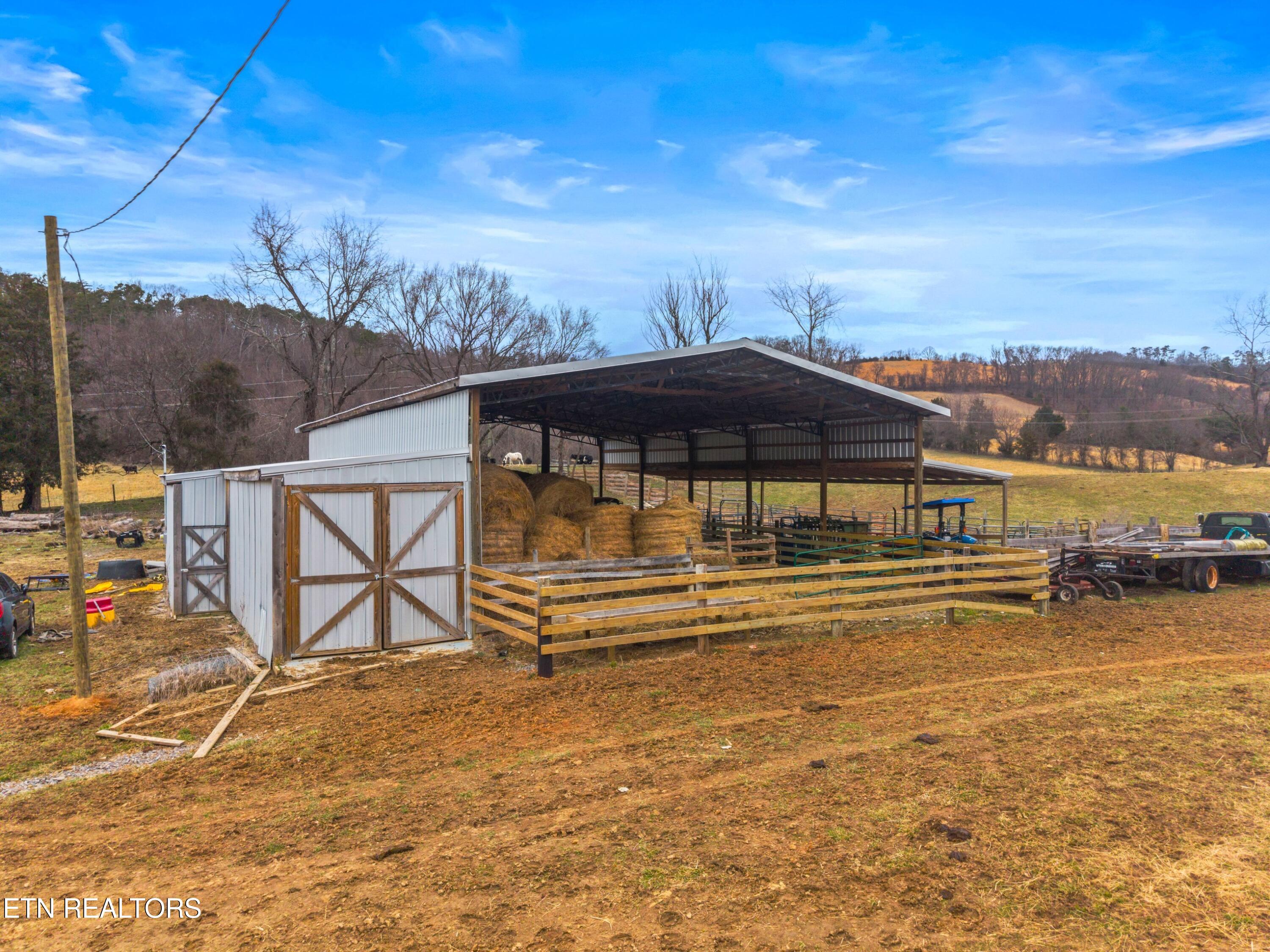 612 Grassy Valley Road Whitesburg TN 37891