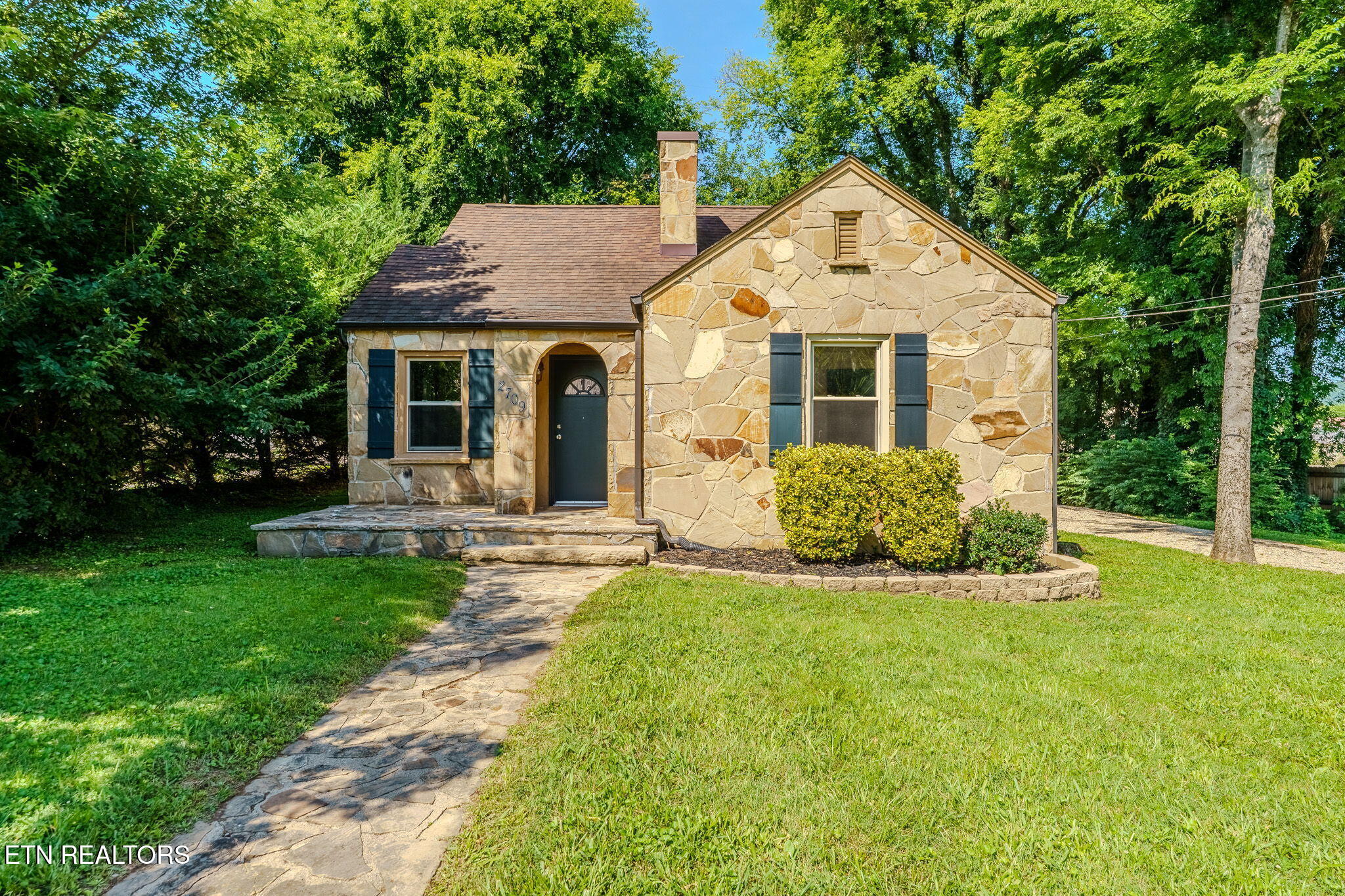 2709 Fairview Street Knoxville TN 37917