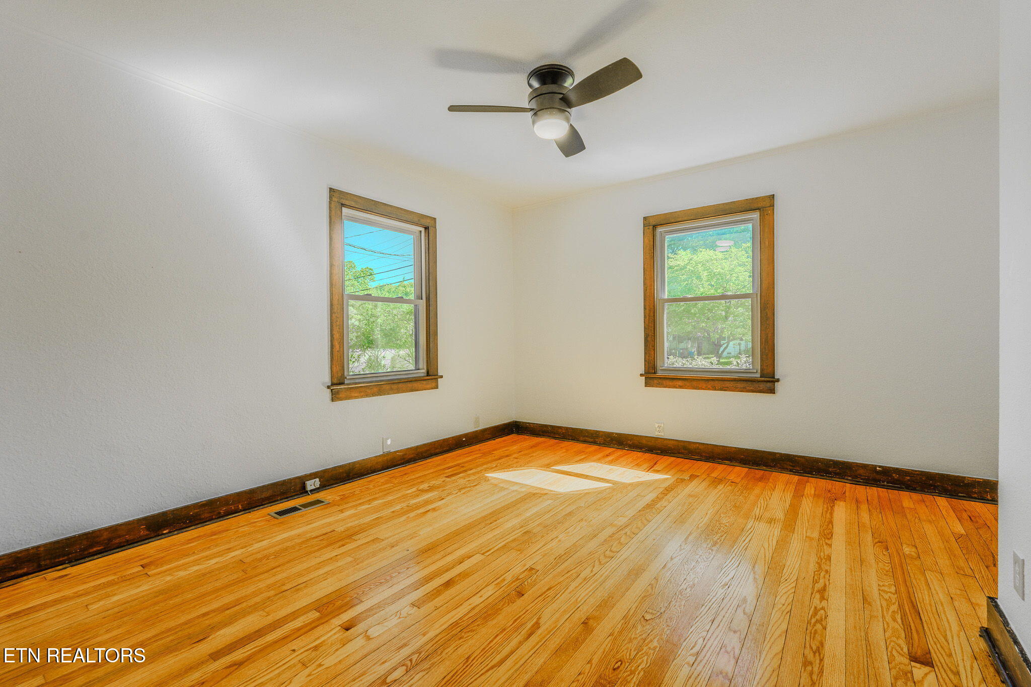 2709 Fairview Street Knoxville TN 37917