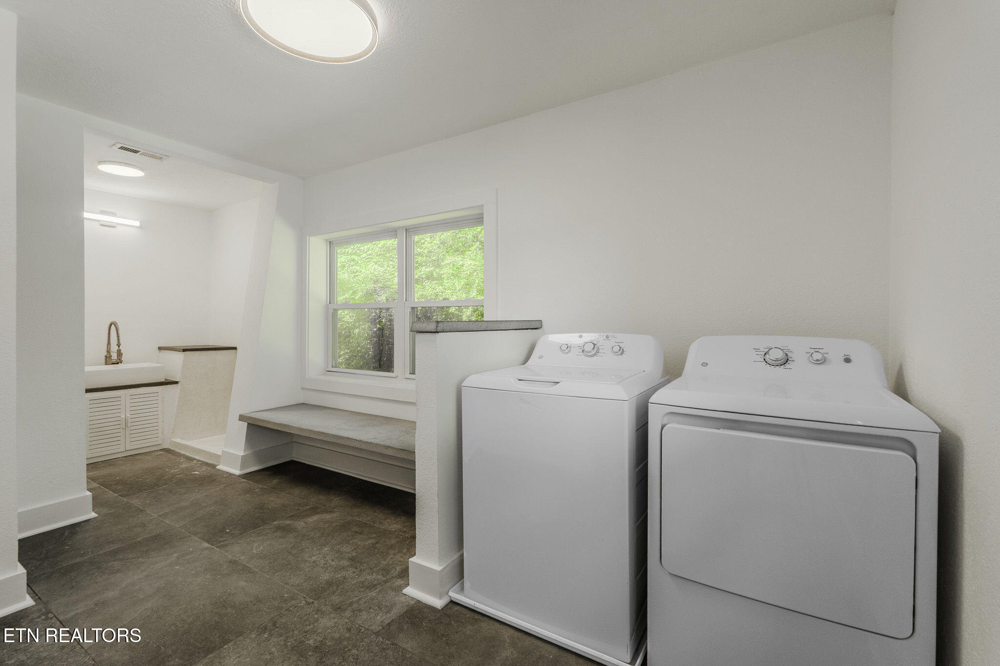 2709 Fairview Street Knoxville TN 37917