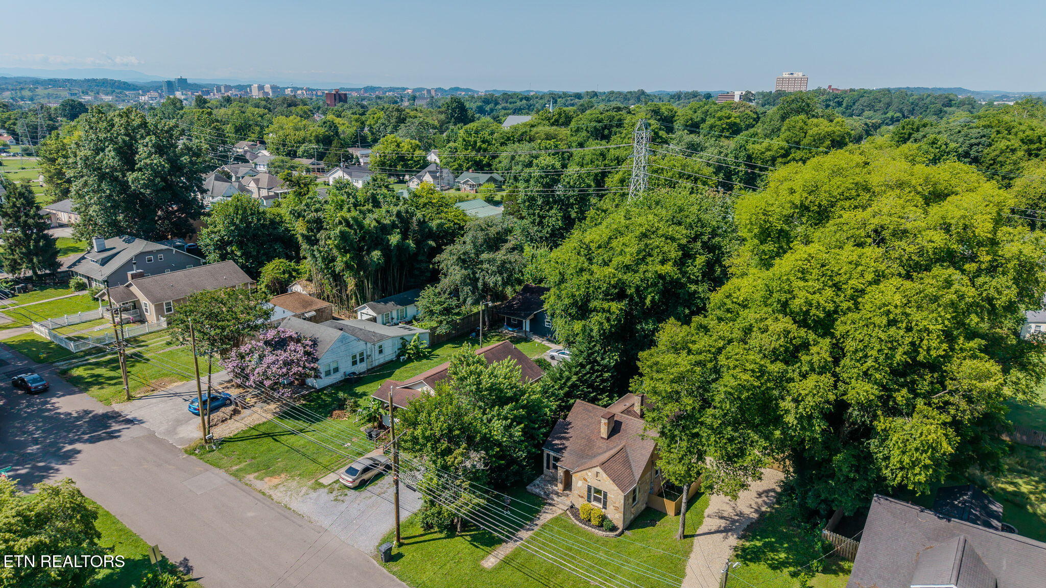 2709 Fairview Street Knoxville TN 37917