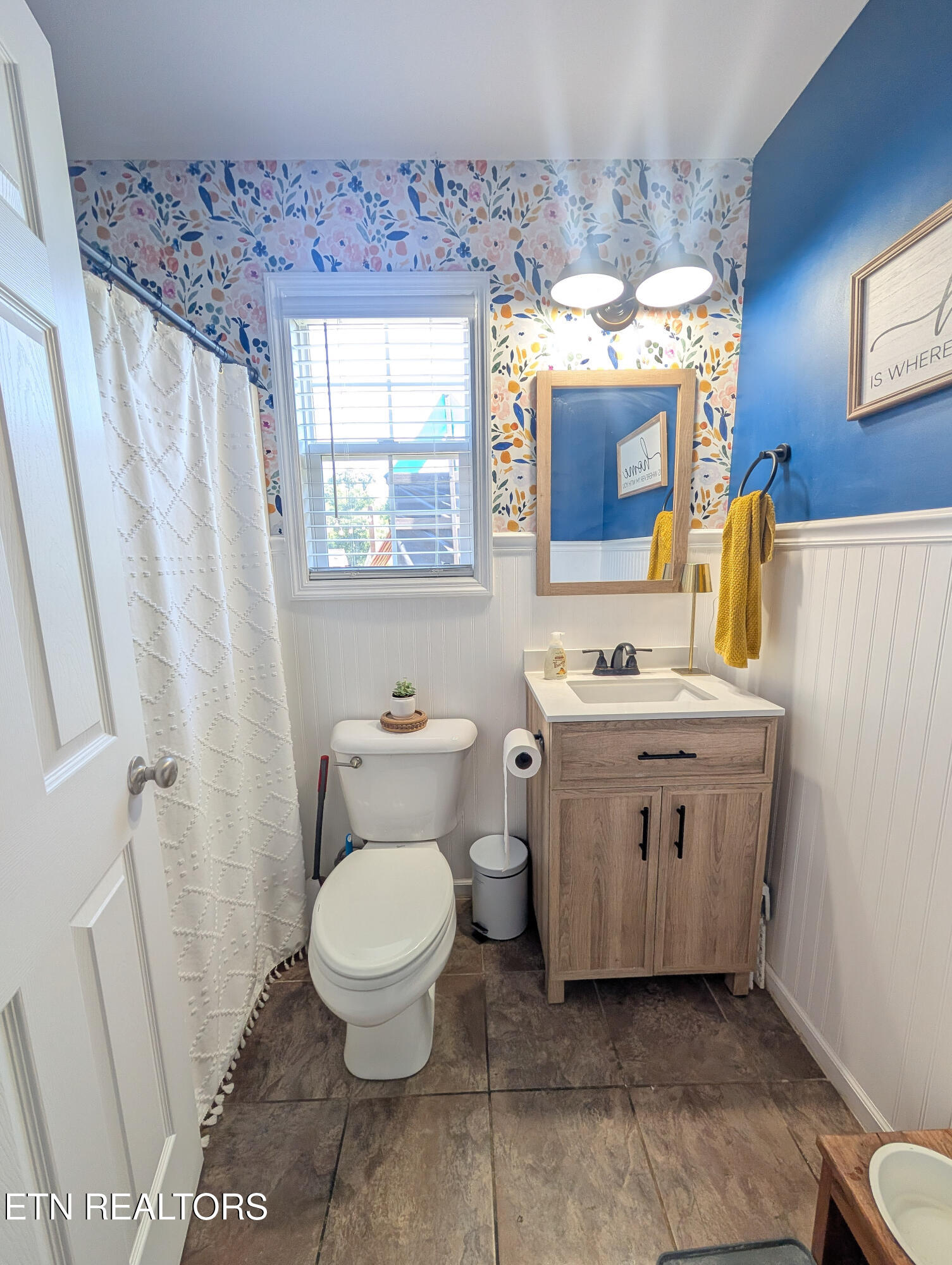 2426 Amber Dawn Lane Knoxville TN 37920