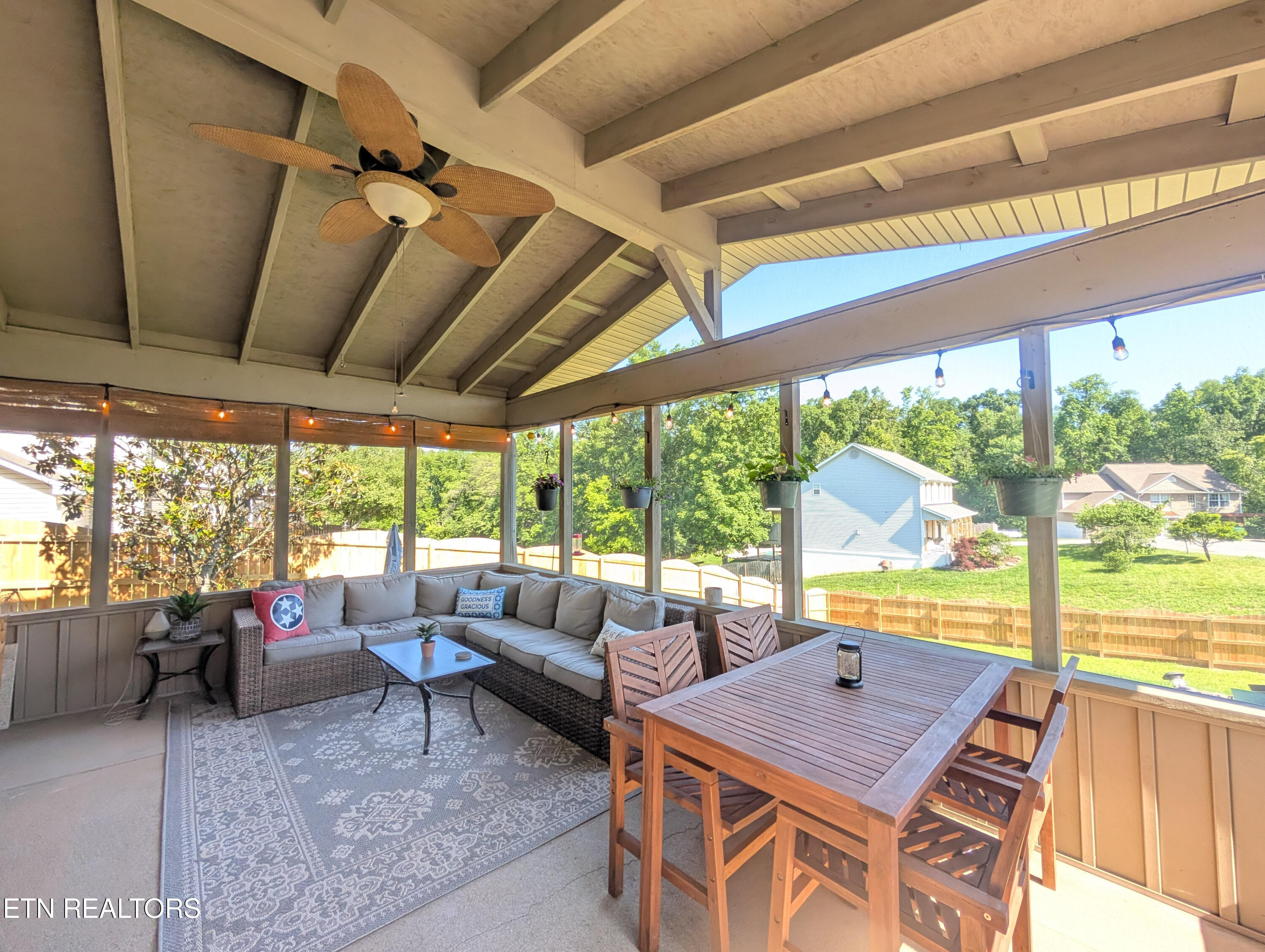 2426 Amber Dawn Lane Knoxville TN 37920