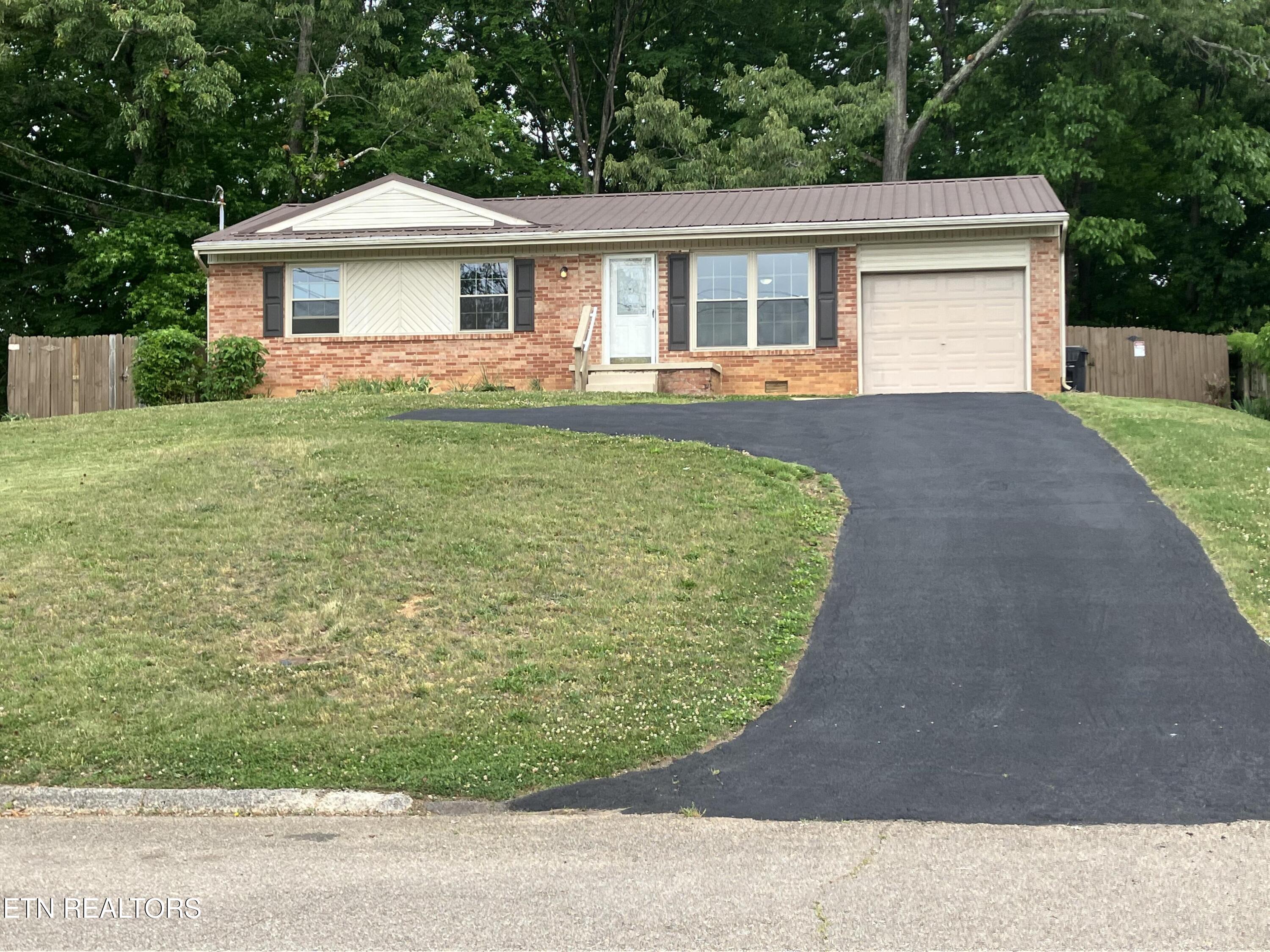 6119 Cougar Knoxville TN 37921