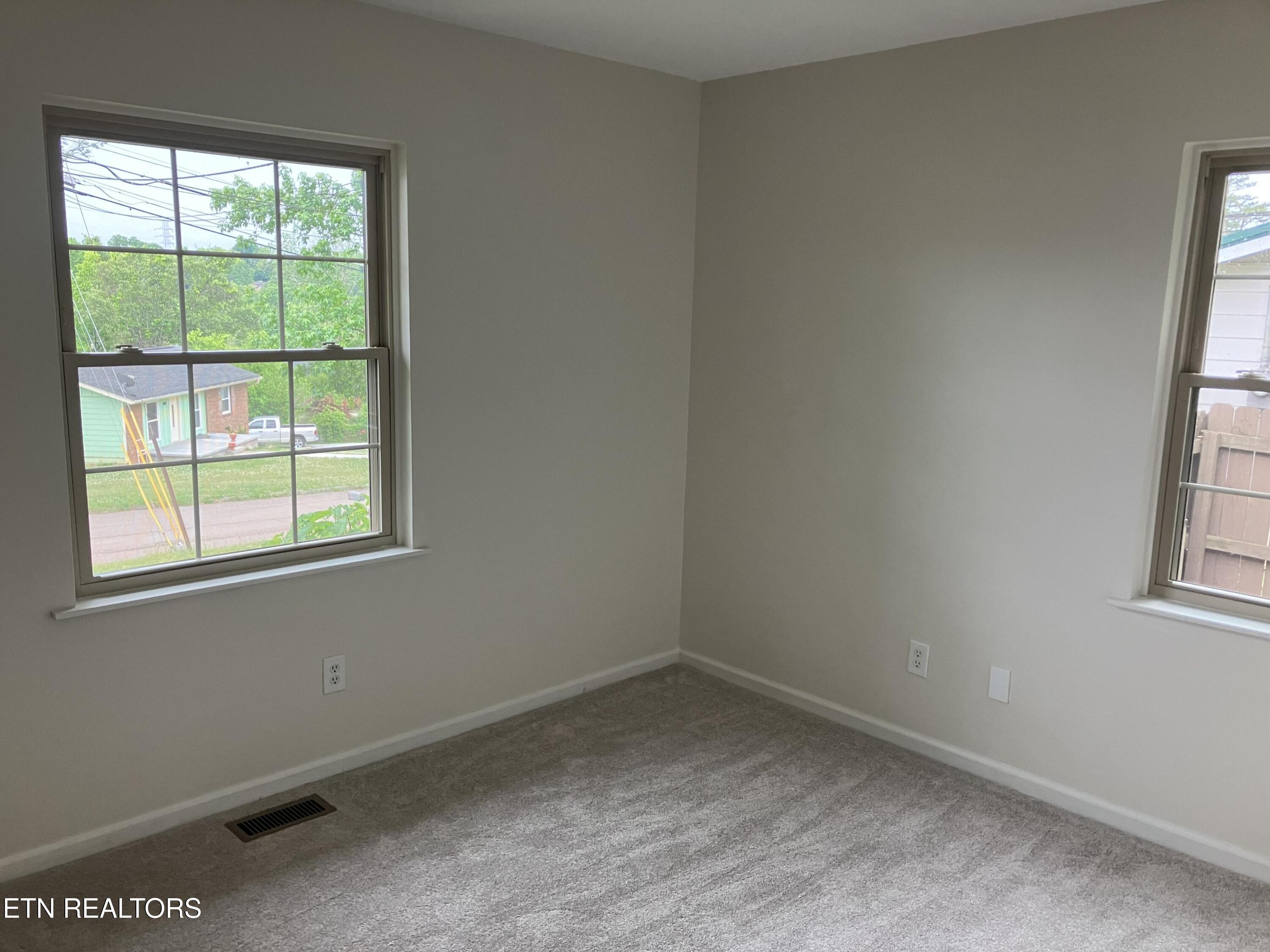 6119 Cougar Knoxville TN 37921