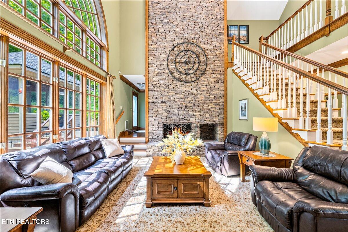 646 Hilltop Drive Jacksboro TN 37757