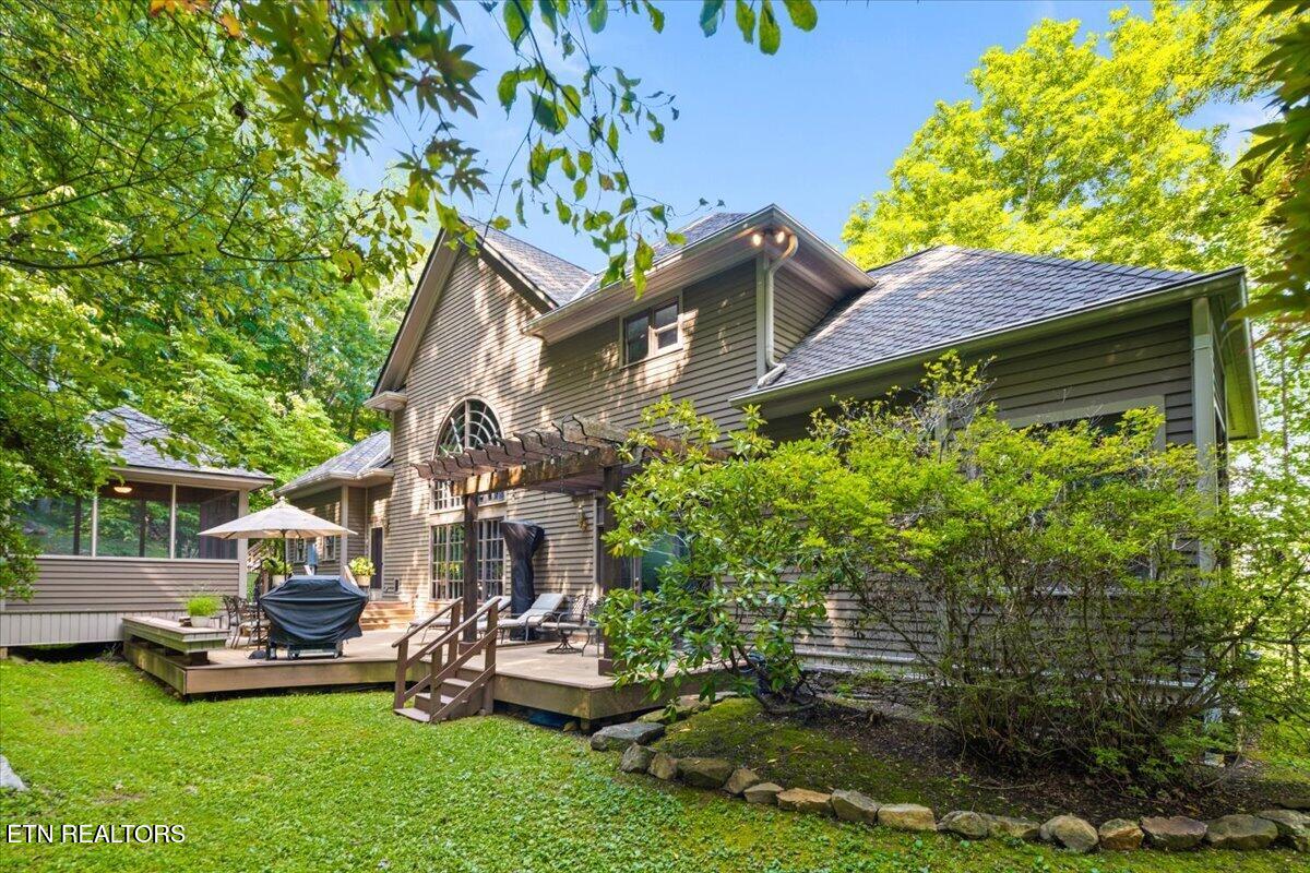 646 Hilltop Drive Jacksboro TN 37757
