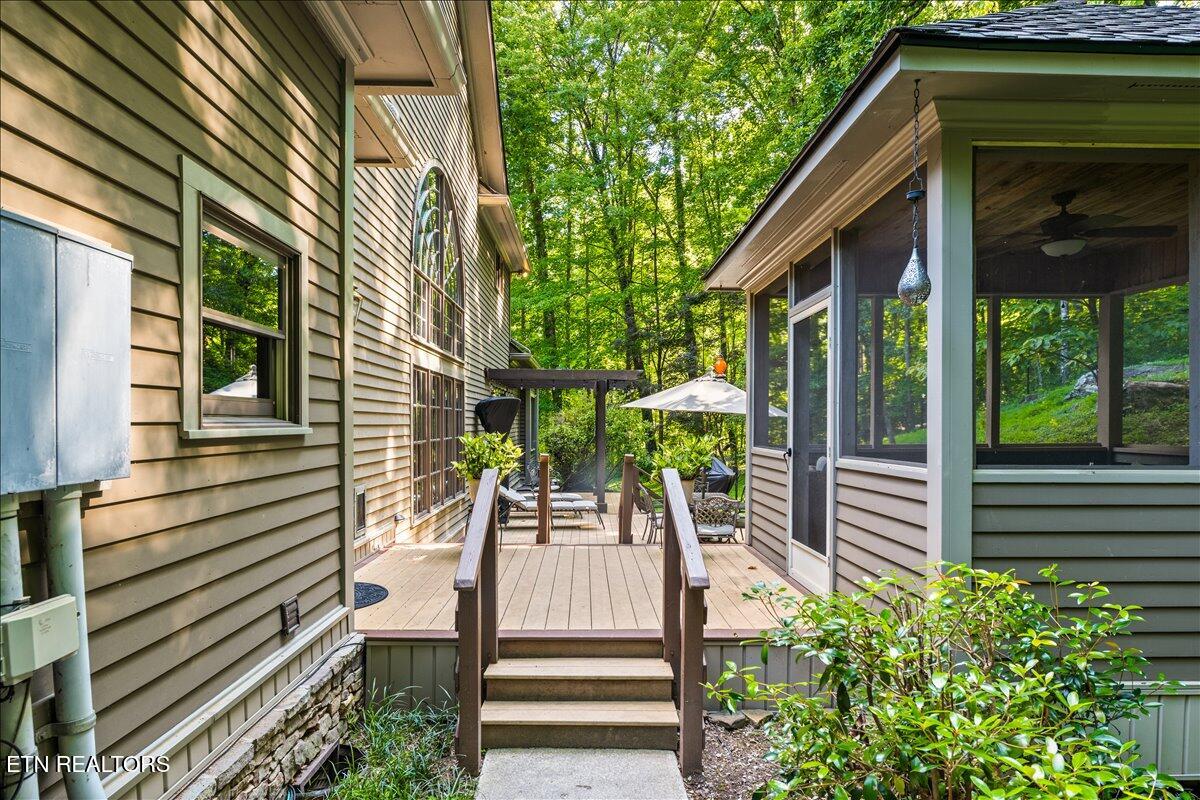 646 Hilltop Drive Jacksboro TN 37757