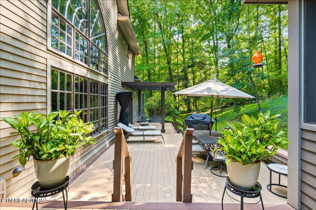 646 Hilltop Drive Jacksboro TN 37757