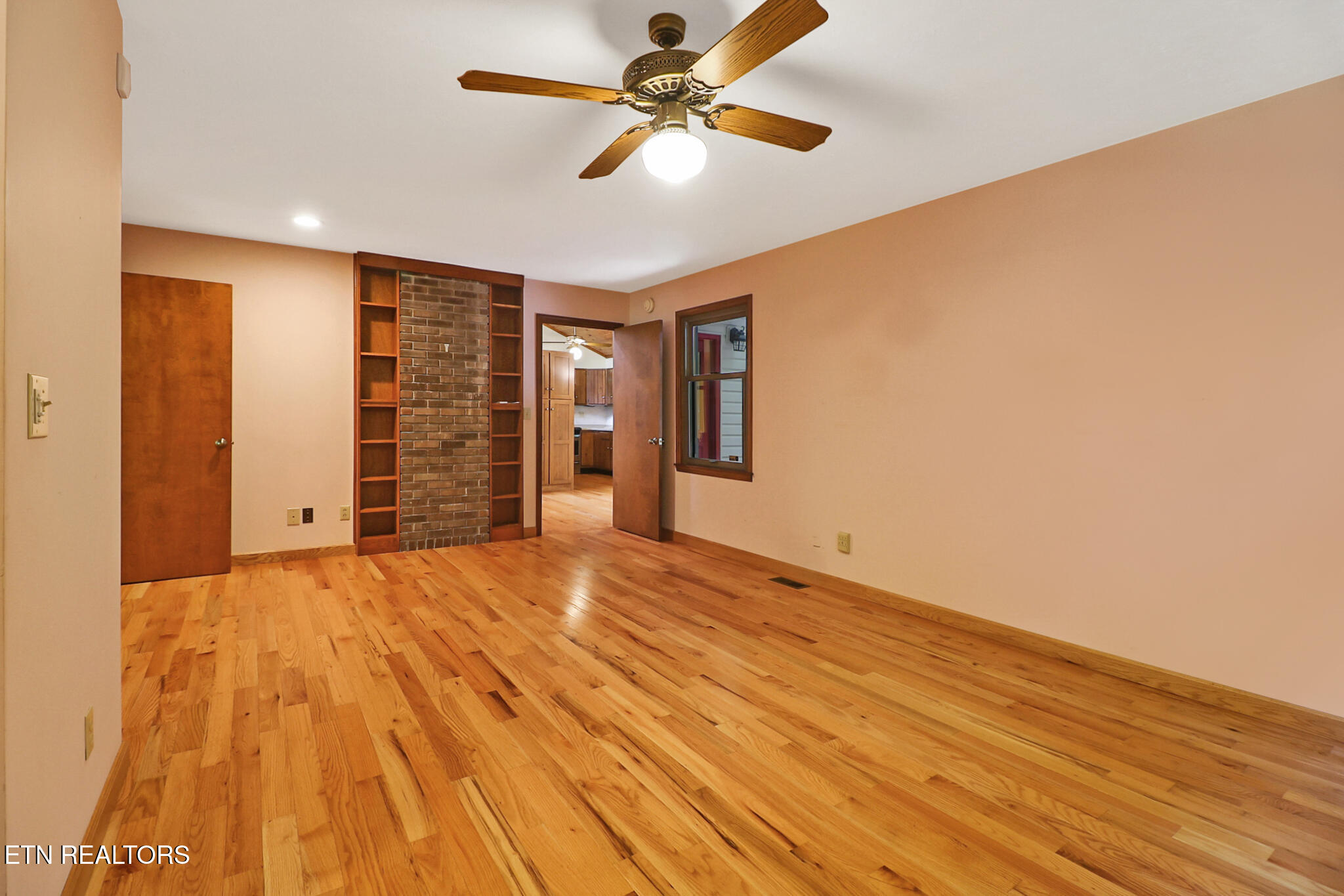 222 Foxfire Lane Kingston TN 37763