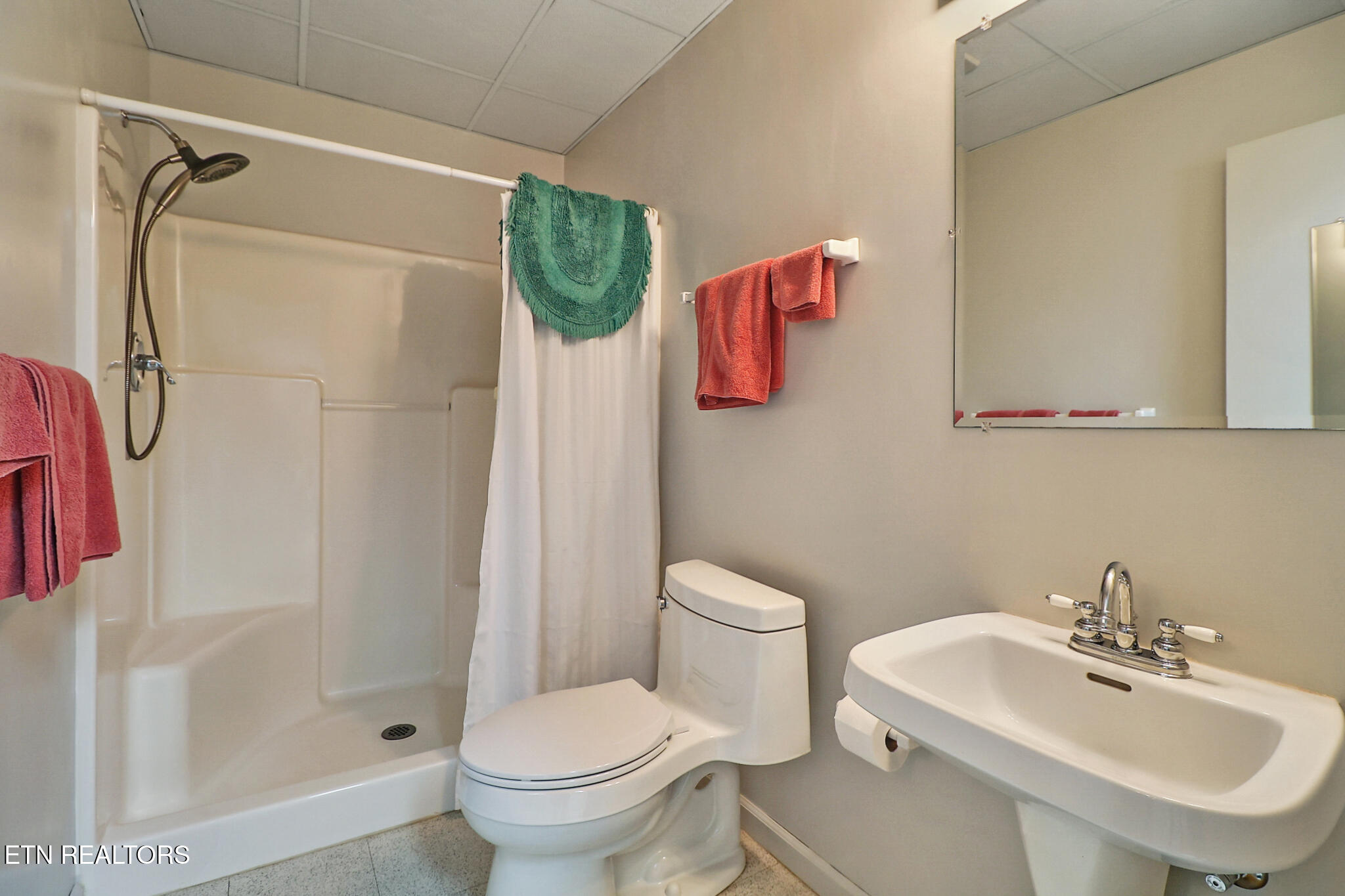 222 Foxfire Lane Kingston TN 37763