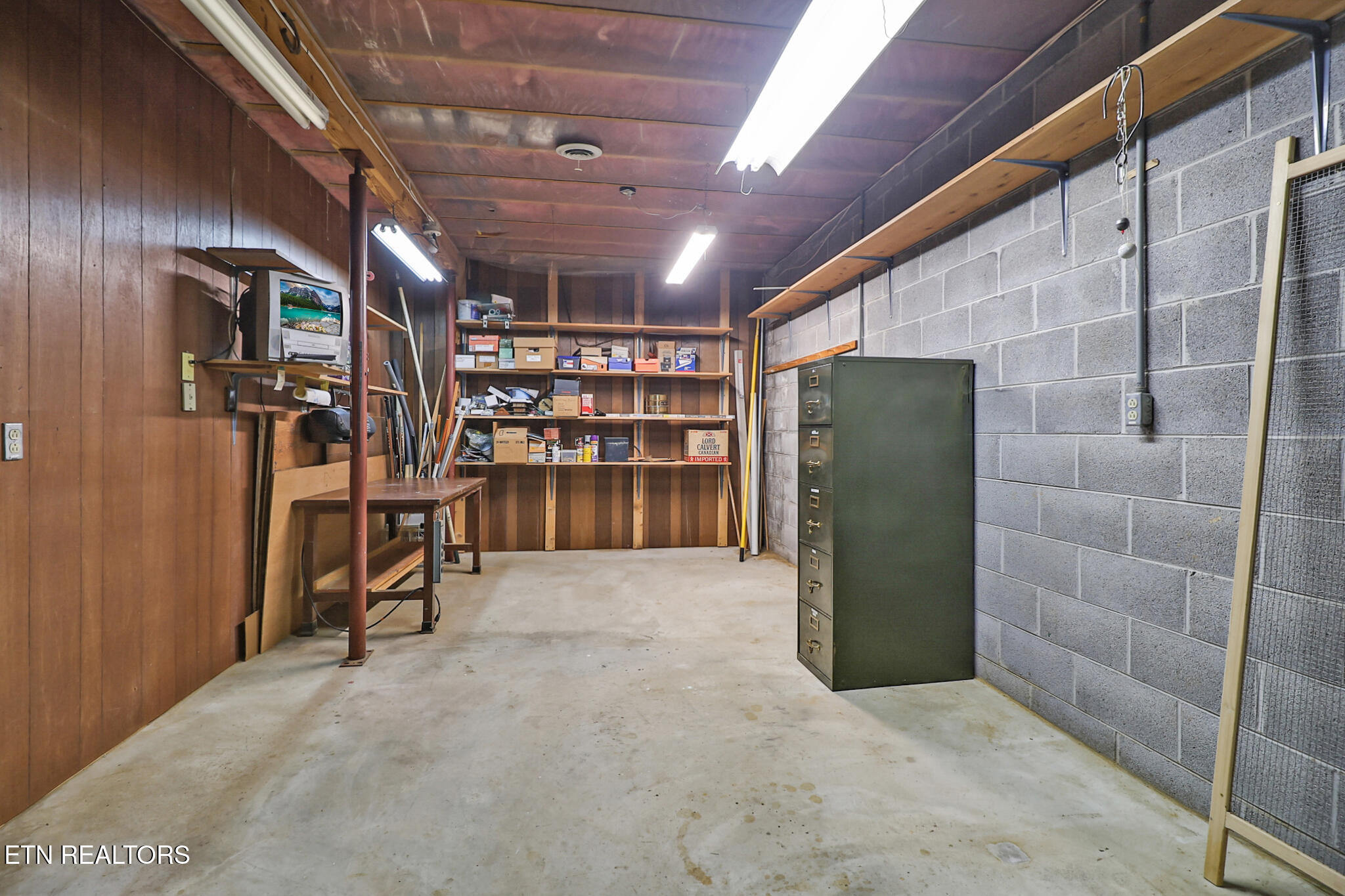222 Foxfire Lane Kingston TN 37763