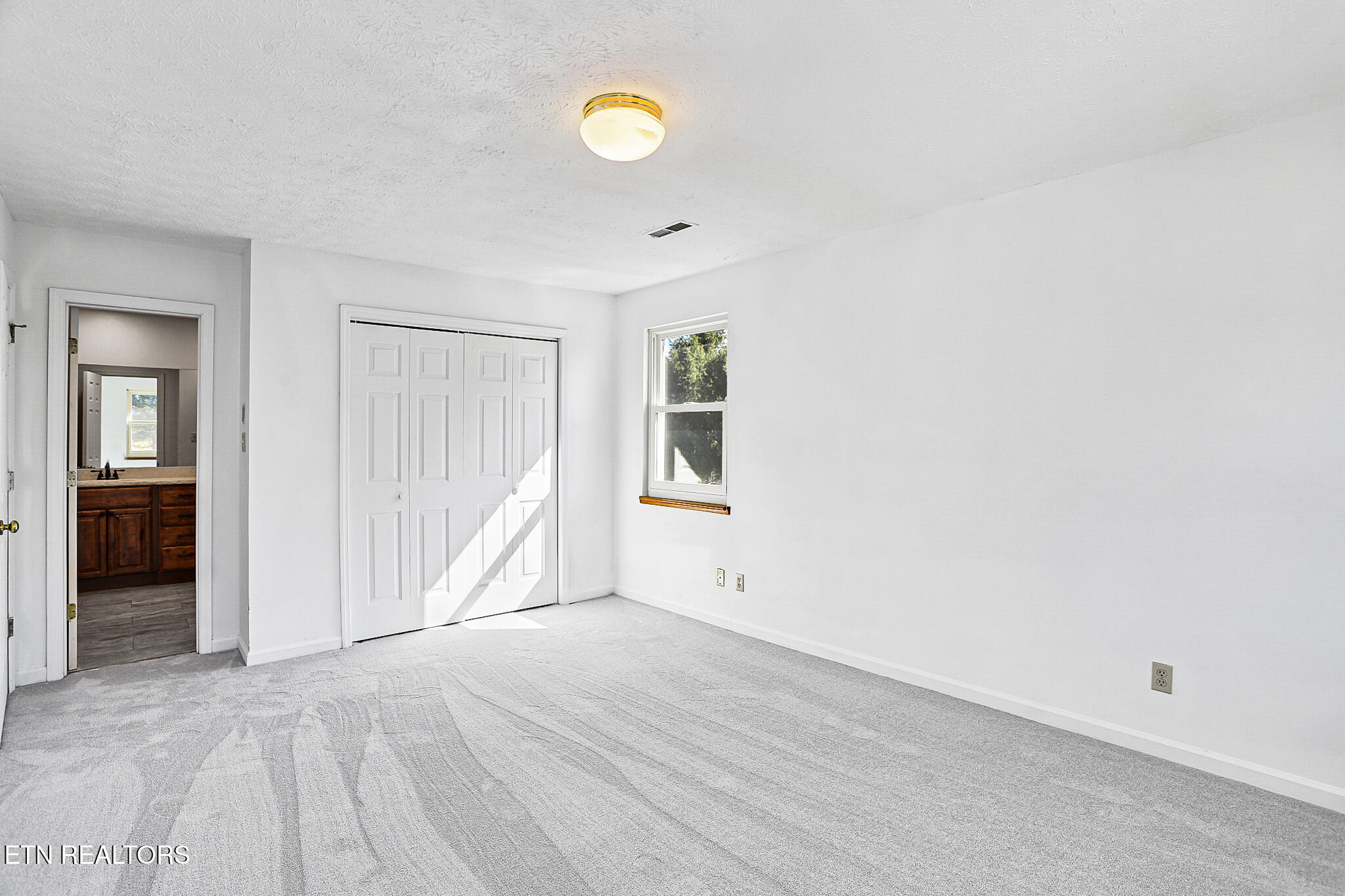 7024 Chartwell Road Knoxville TN 37931
