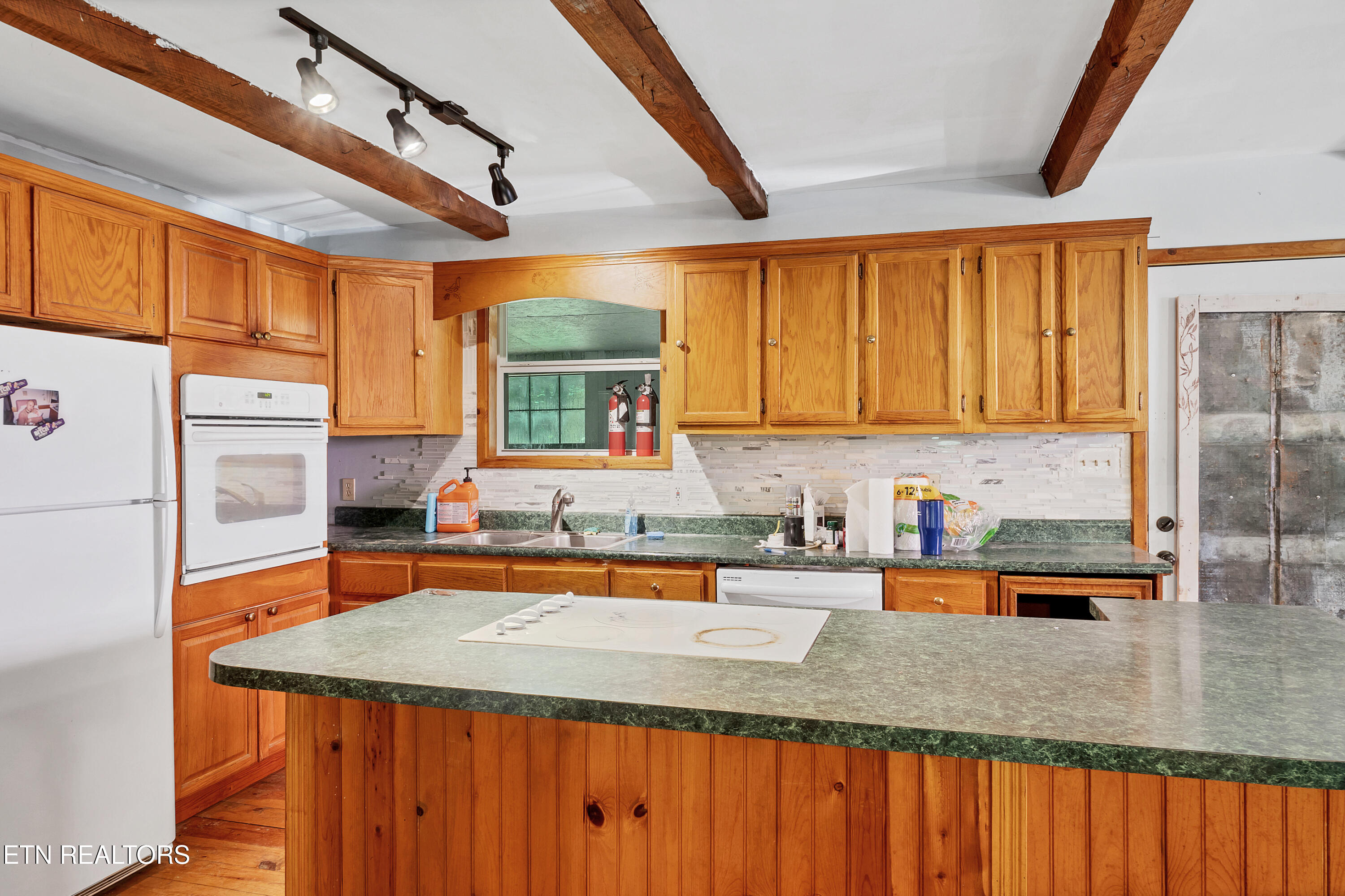 297 Dockery Road Tellico Plains TN 37385