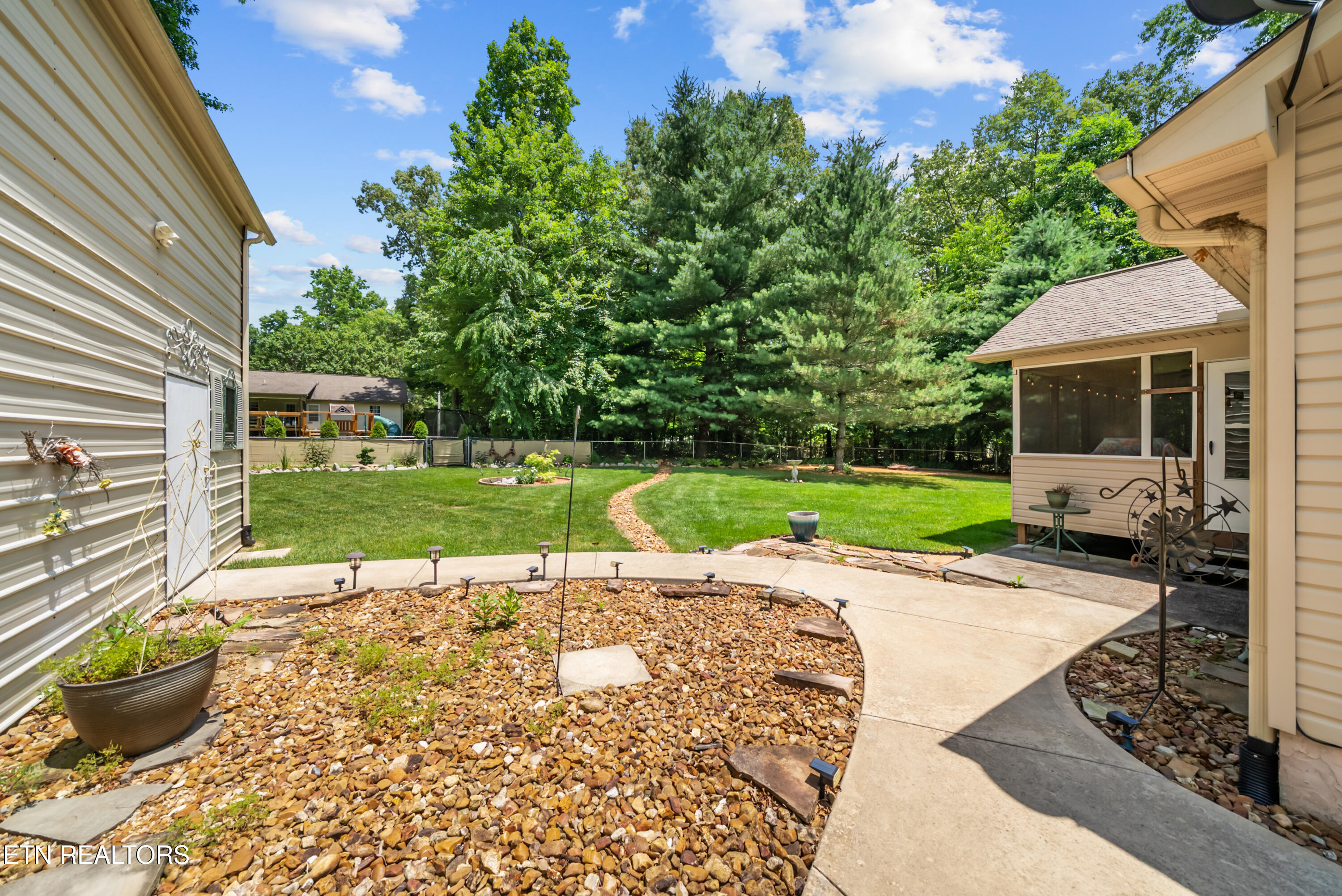 7003 Chief White Eagle Lane Crossville TN 38572