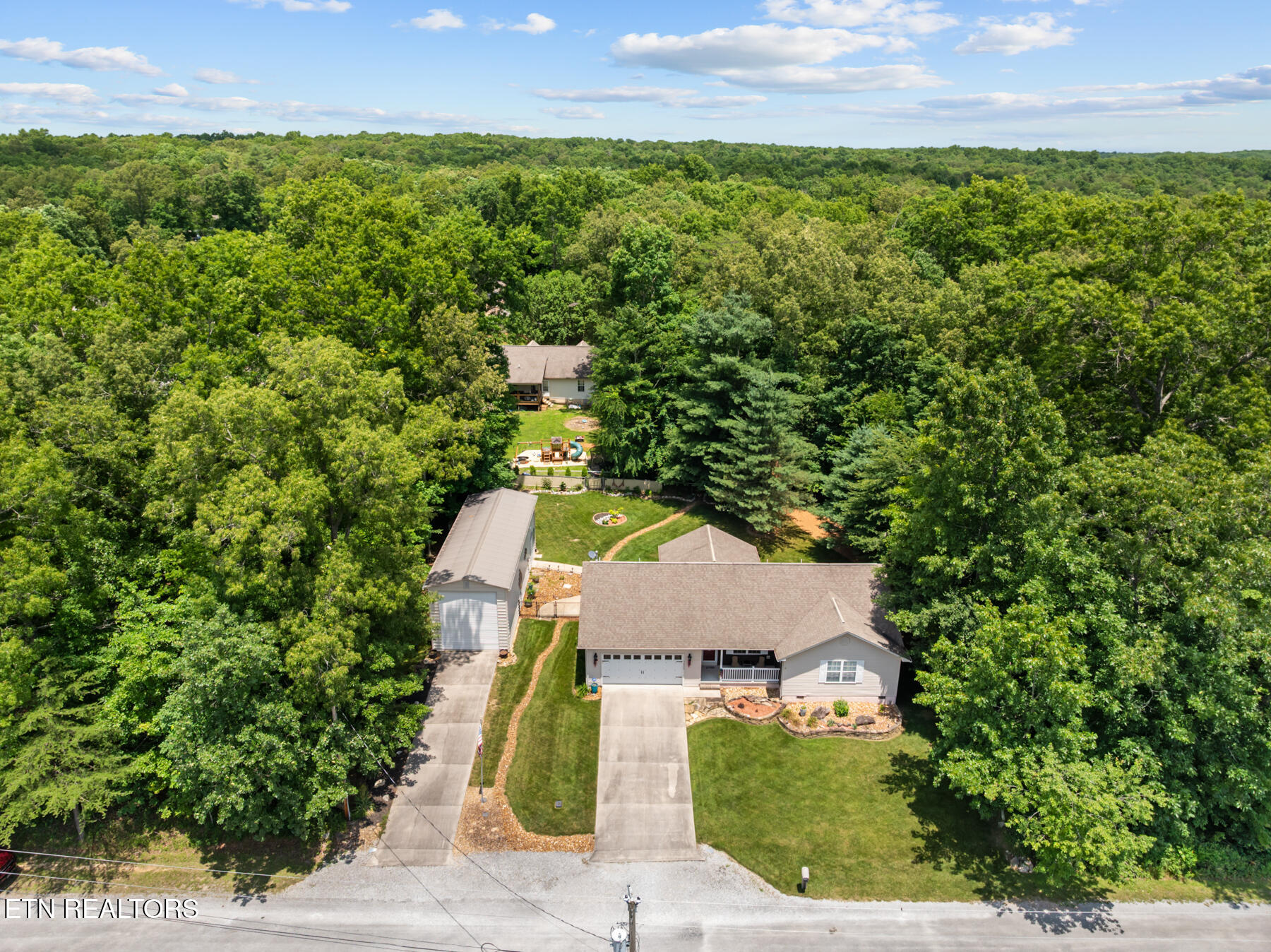 7003 Chief White Eagle Lane Crossville TN 38572