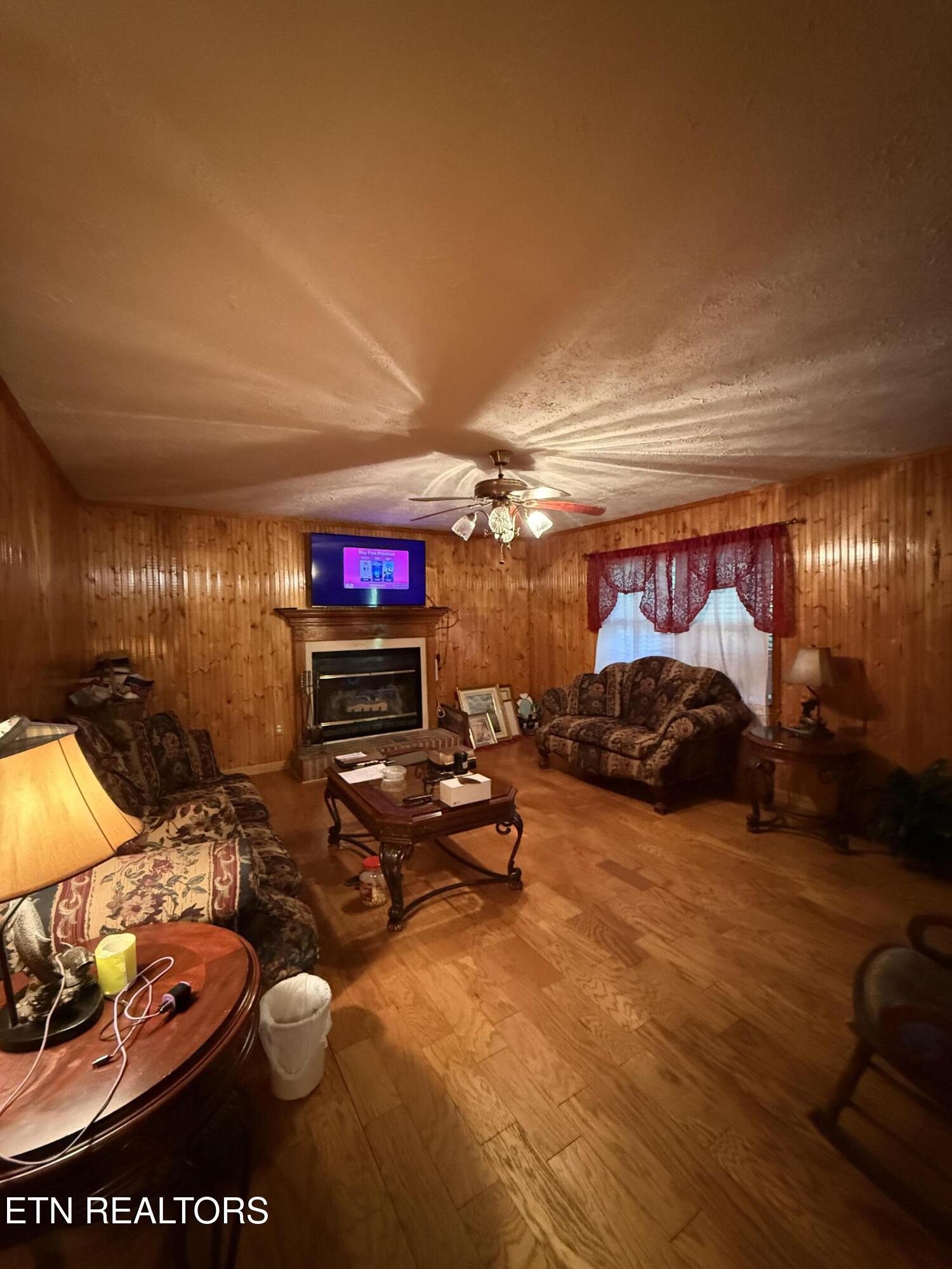 1509 Vista Drive Monterey TN 38574