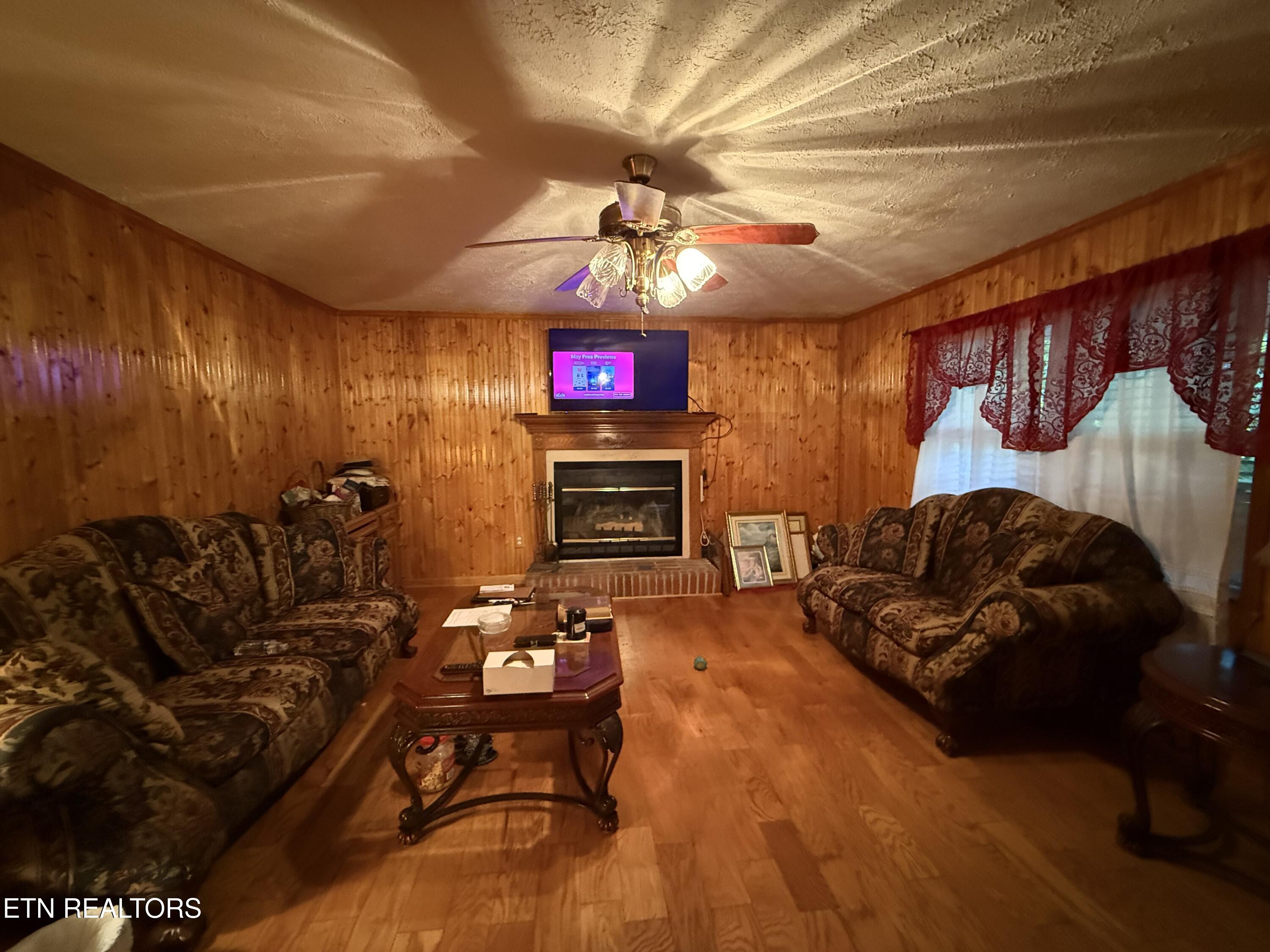 1509 Vista Drive Monterey TN 38574