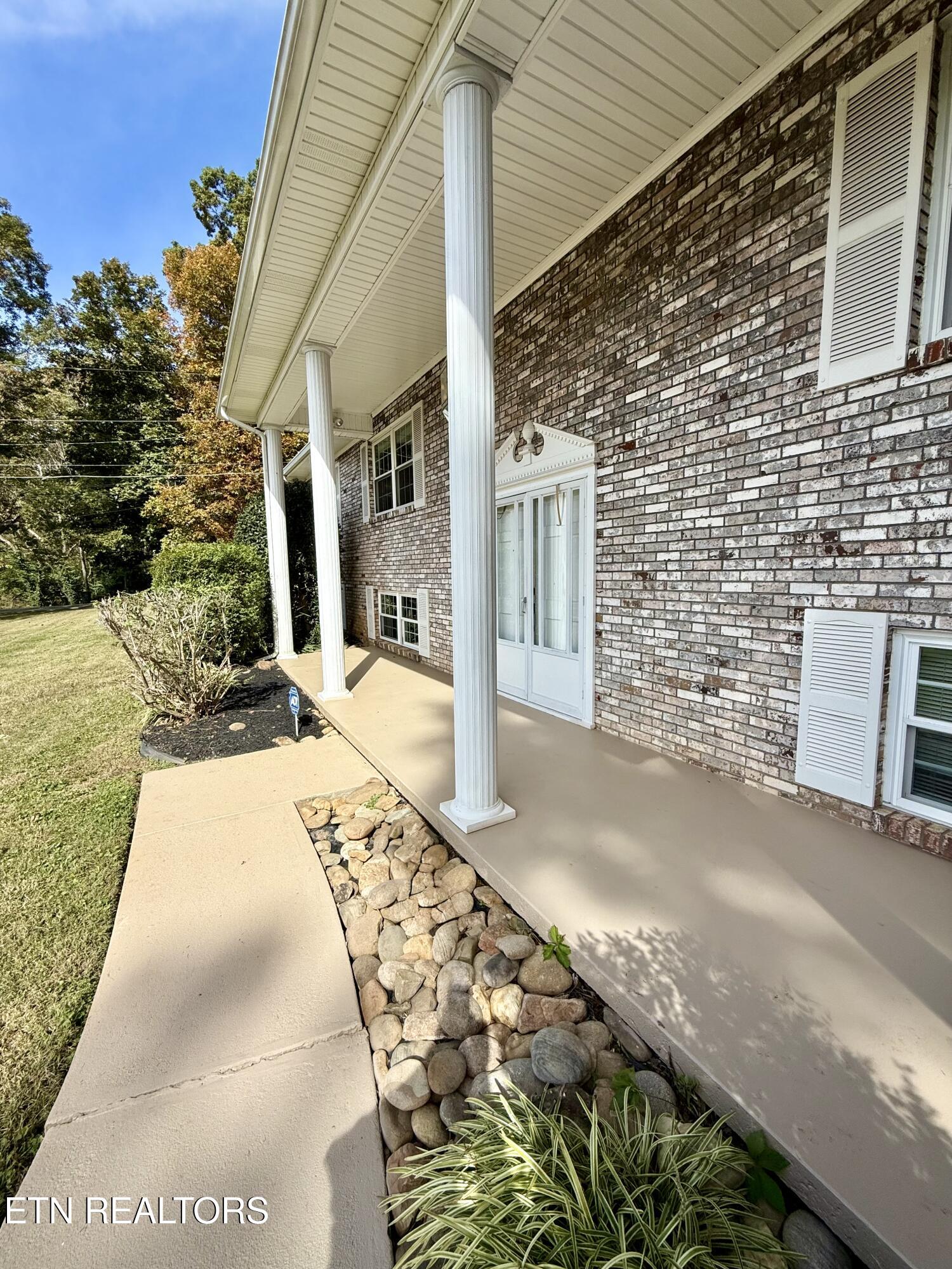 2112 Spring Hill Road Knoxville TN 37914