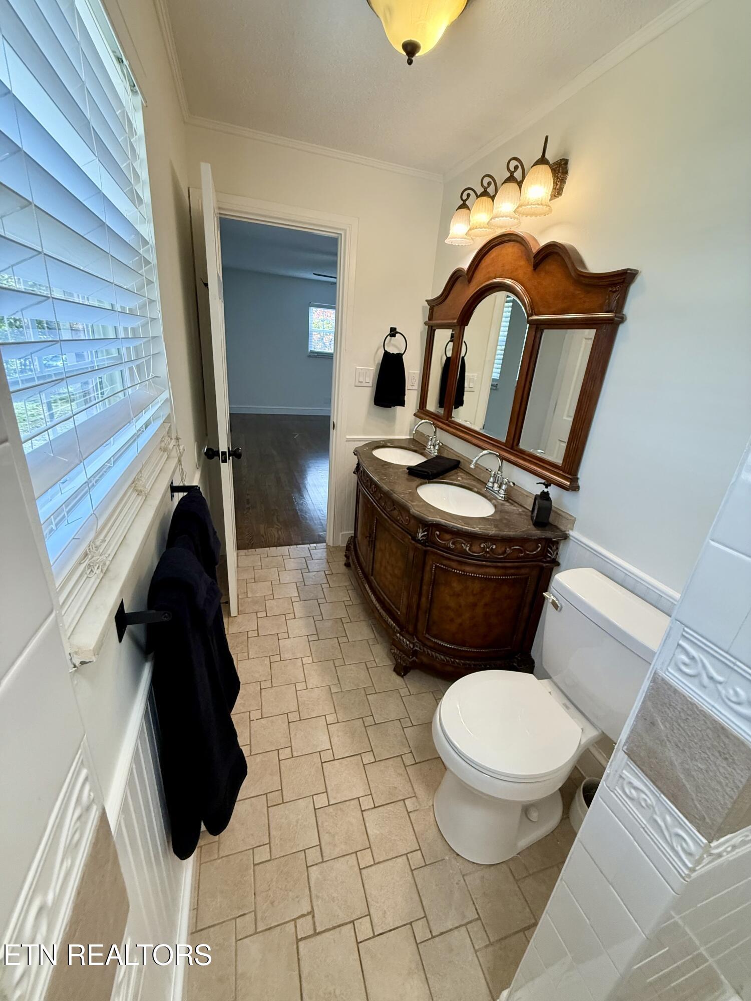 2112 Spring Hill Road Knoxville TN 37914