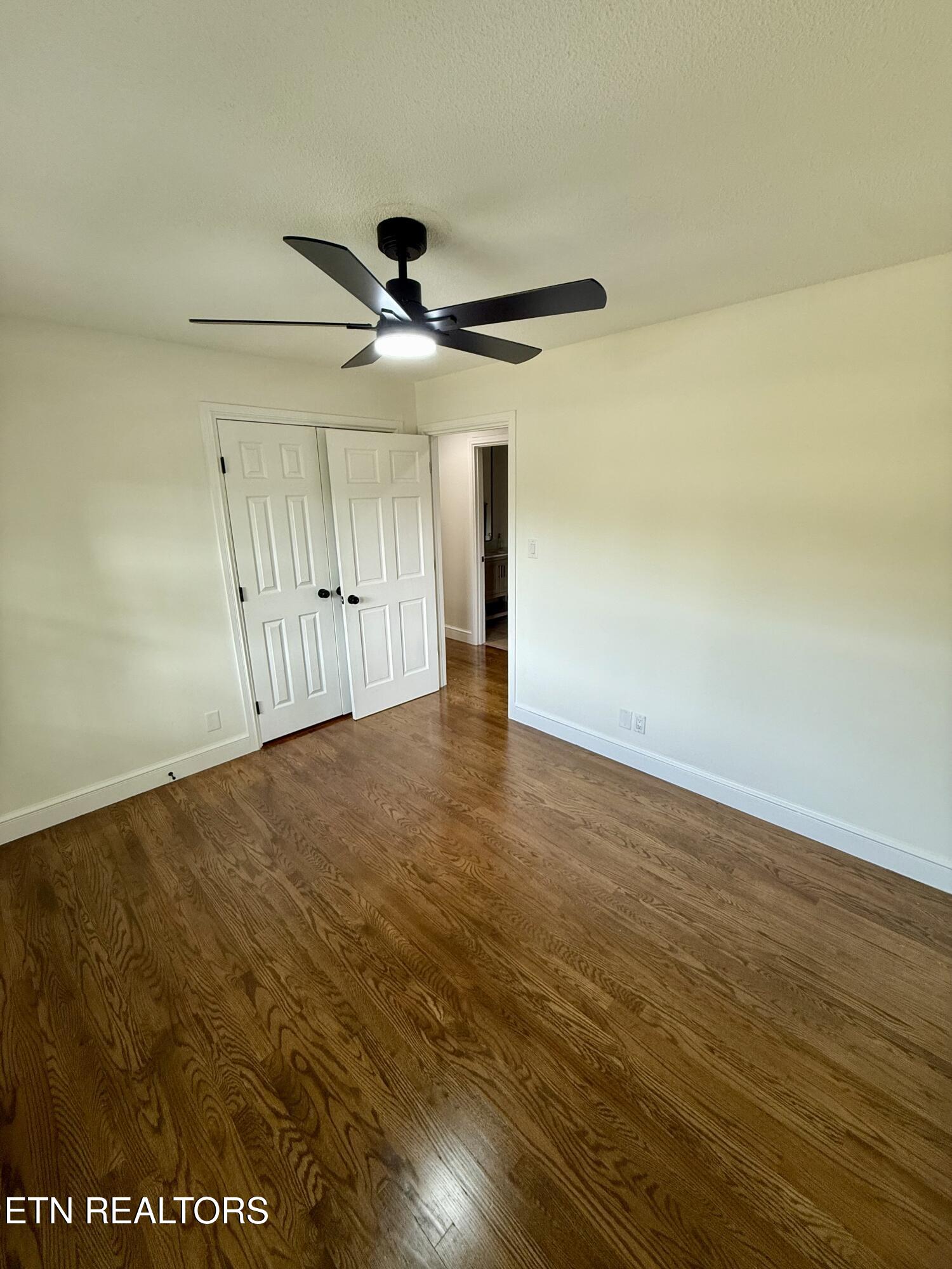 2112 Spring Hill Road Knoxville TN 37914