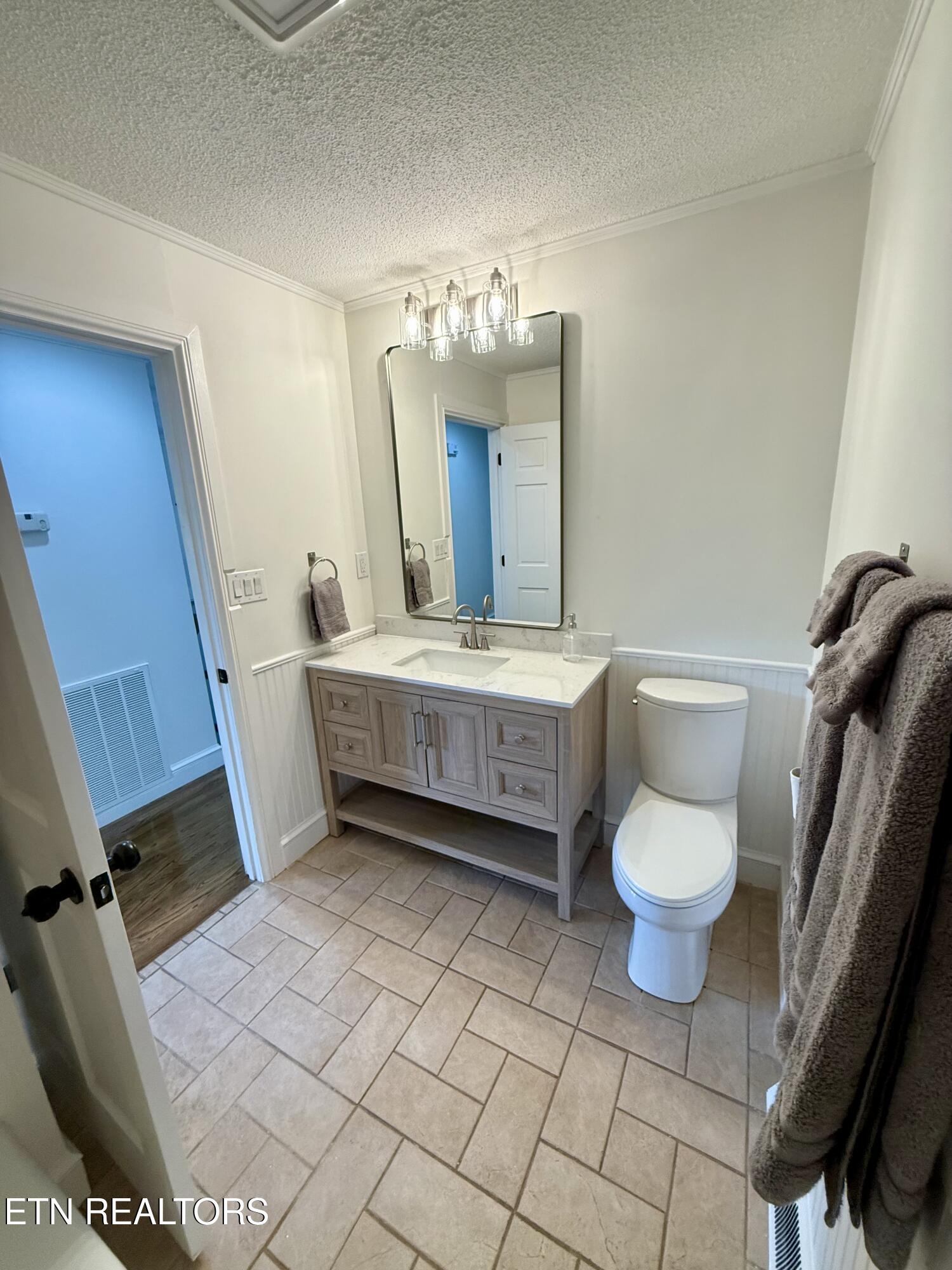 2112 Spring Hill Road Knoxville TN 37914