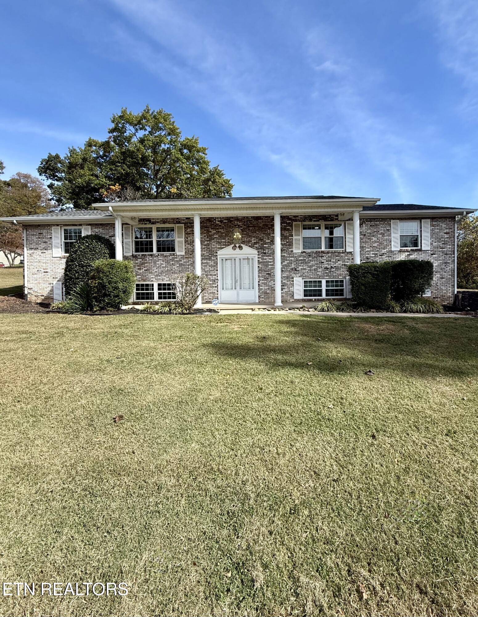 2112 Spring Hill Road Knoxville TN 37914