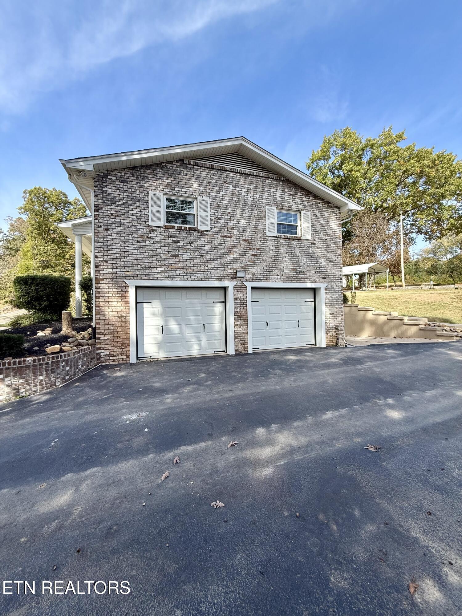 2112 Spring Hill Road Knoxville TN 37914