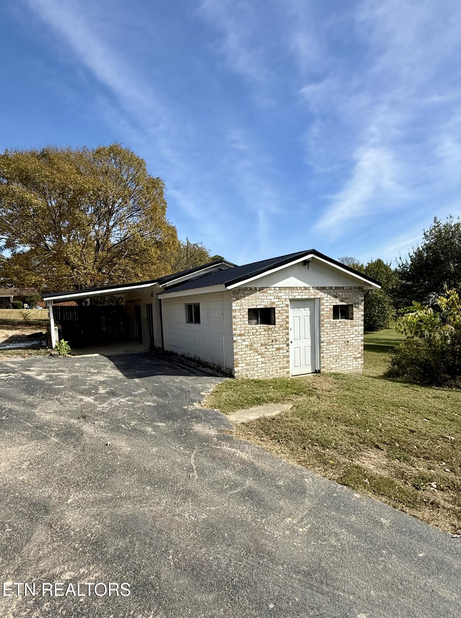 2112 Spring Hill Road Knoxville TN 37914