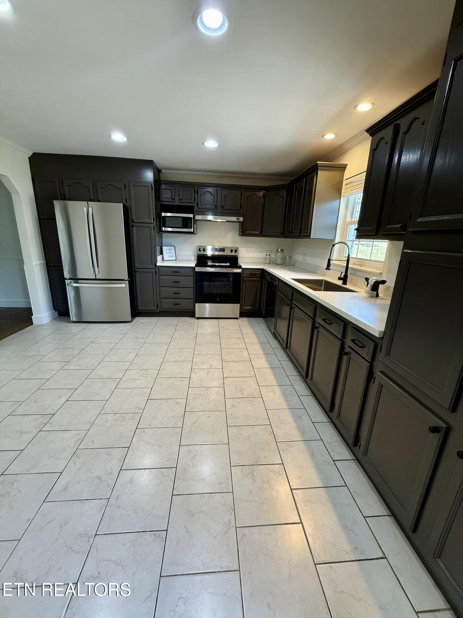 2112 Spring Hill Road Knoxville TN 37914