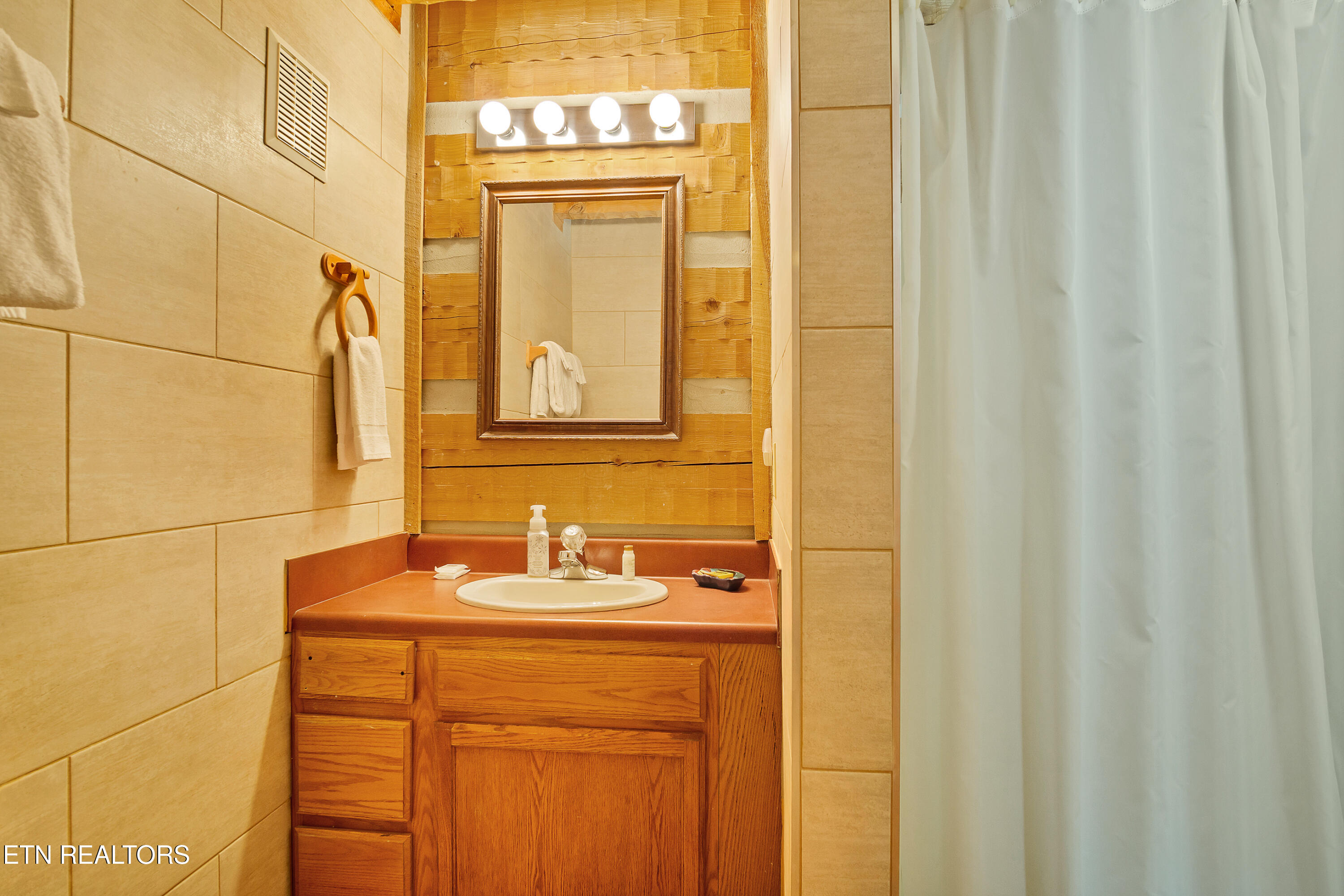 147 Tolliver Trail Townsend TN 37882