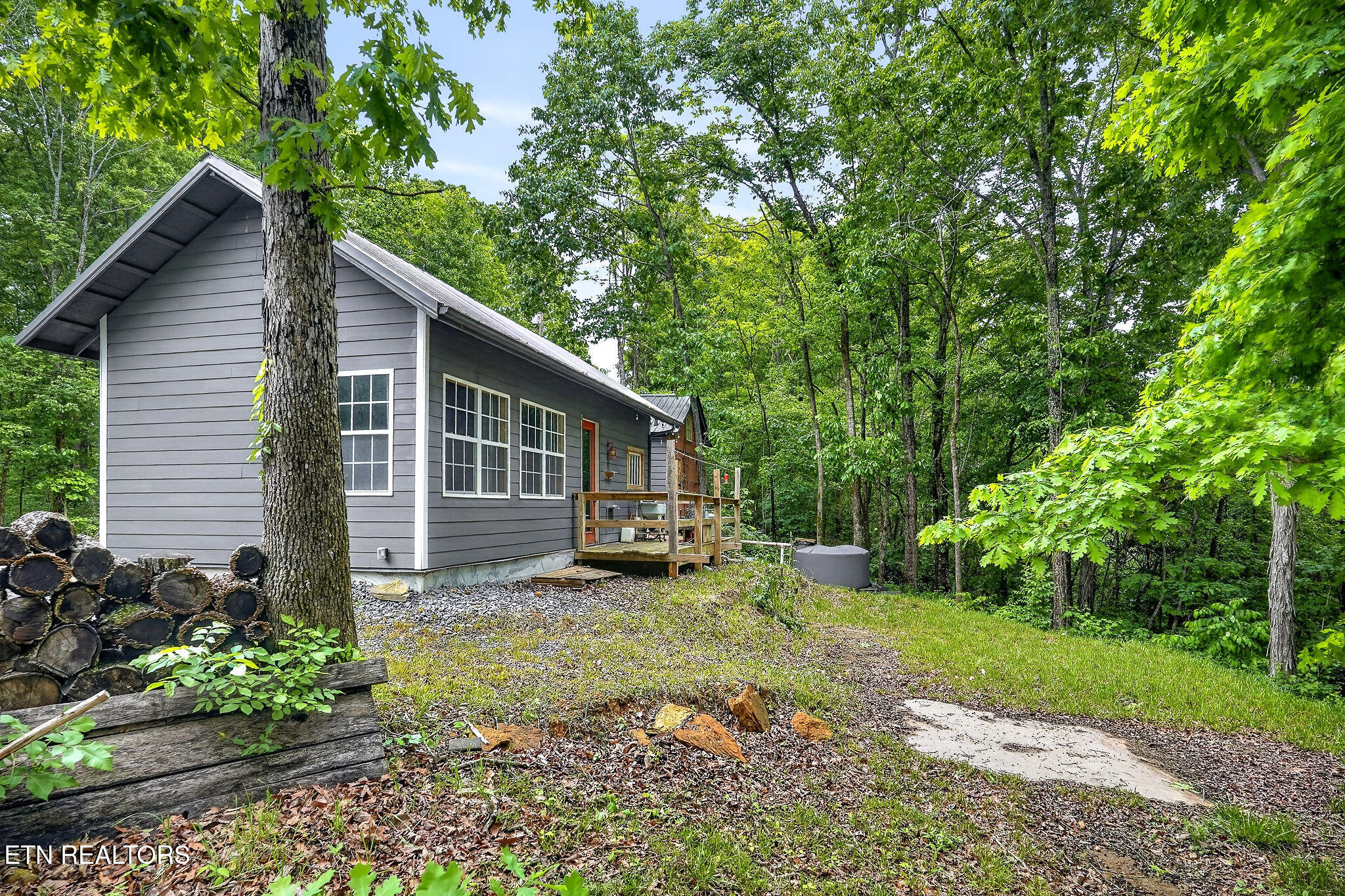 853 Rock Springs Road Celina TN 38551