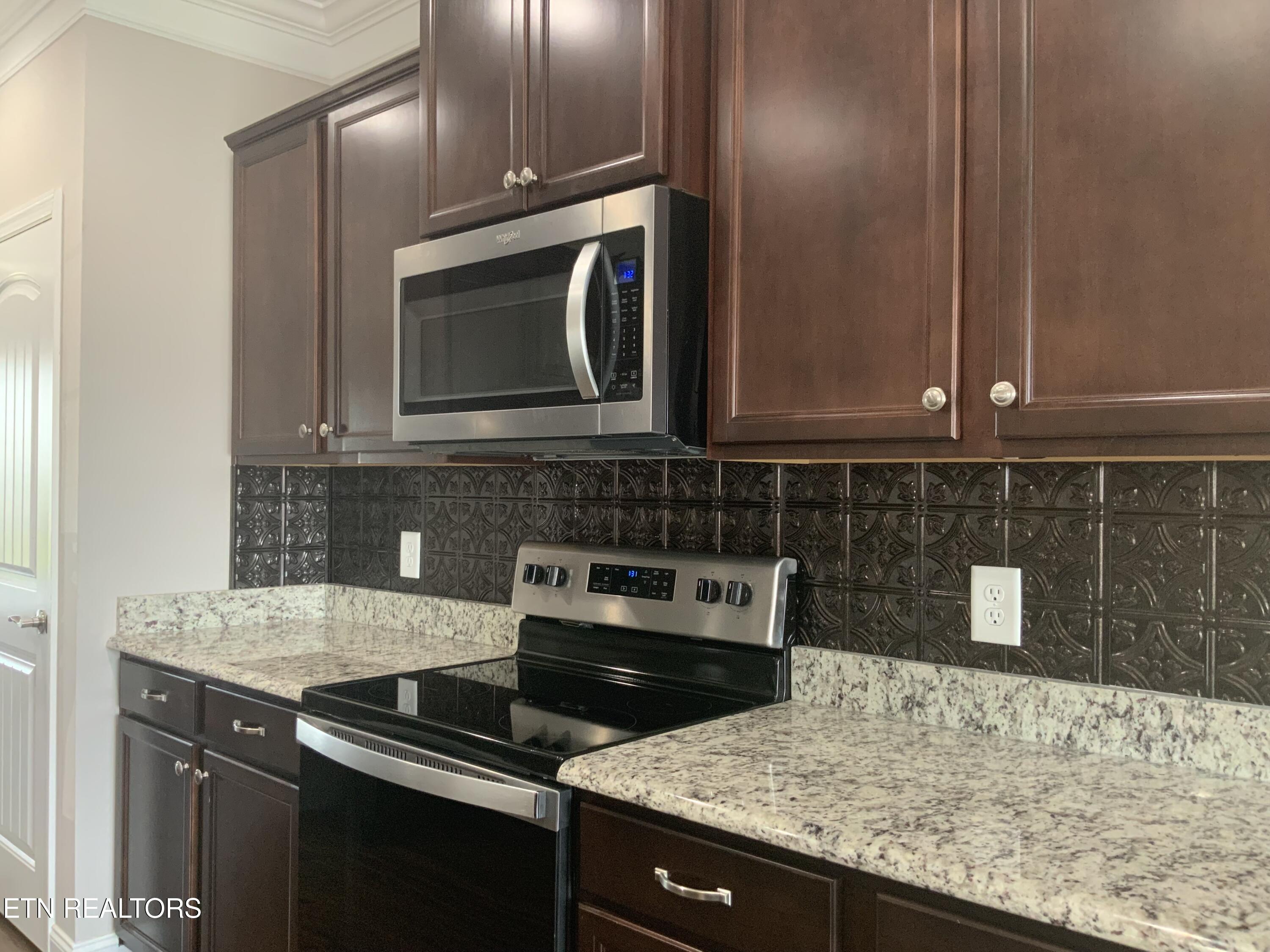 8230 Equinox Lane Powell TN 37849