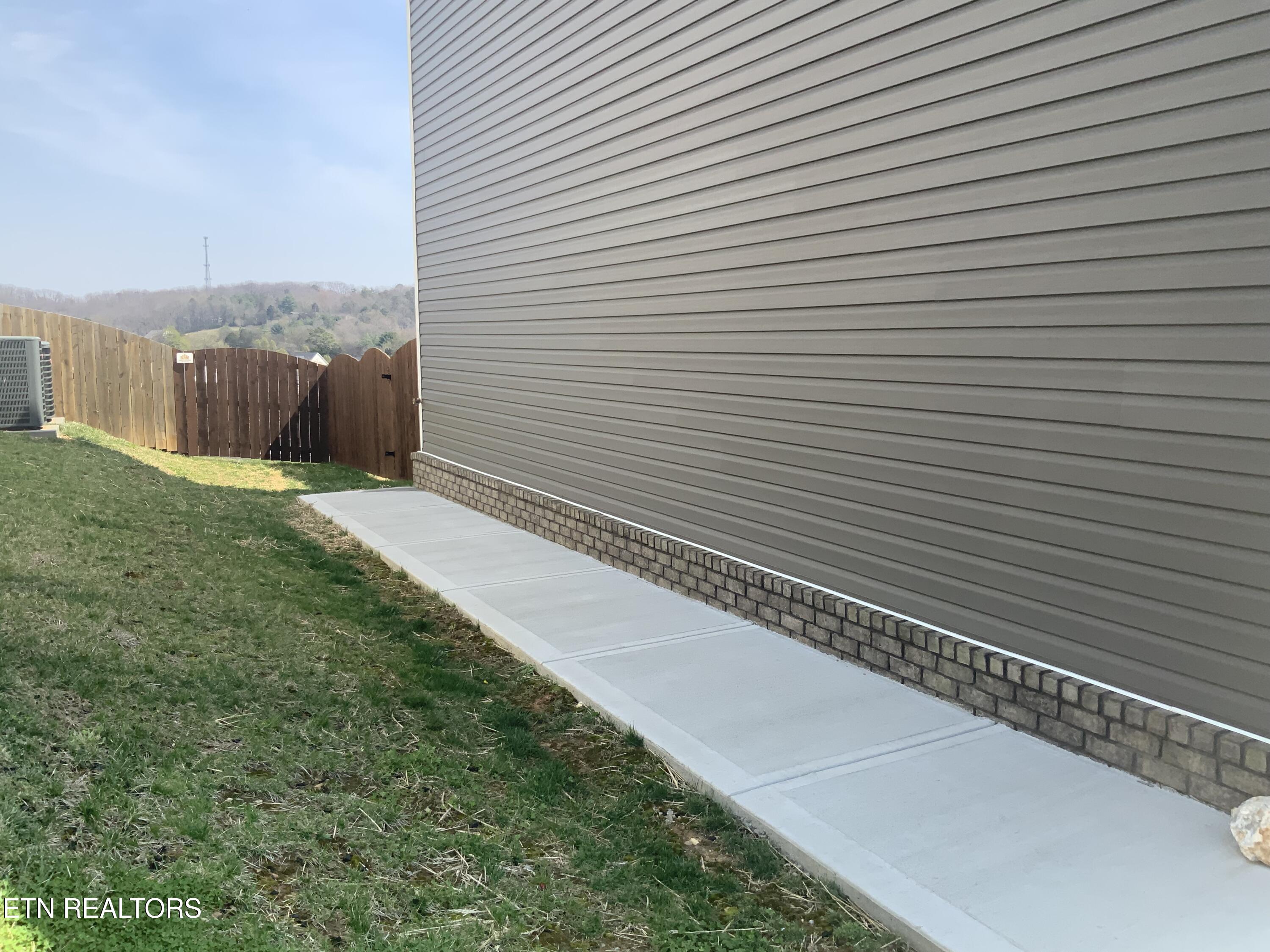 8230 Equinox Lane Powell TN 37849