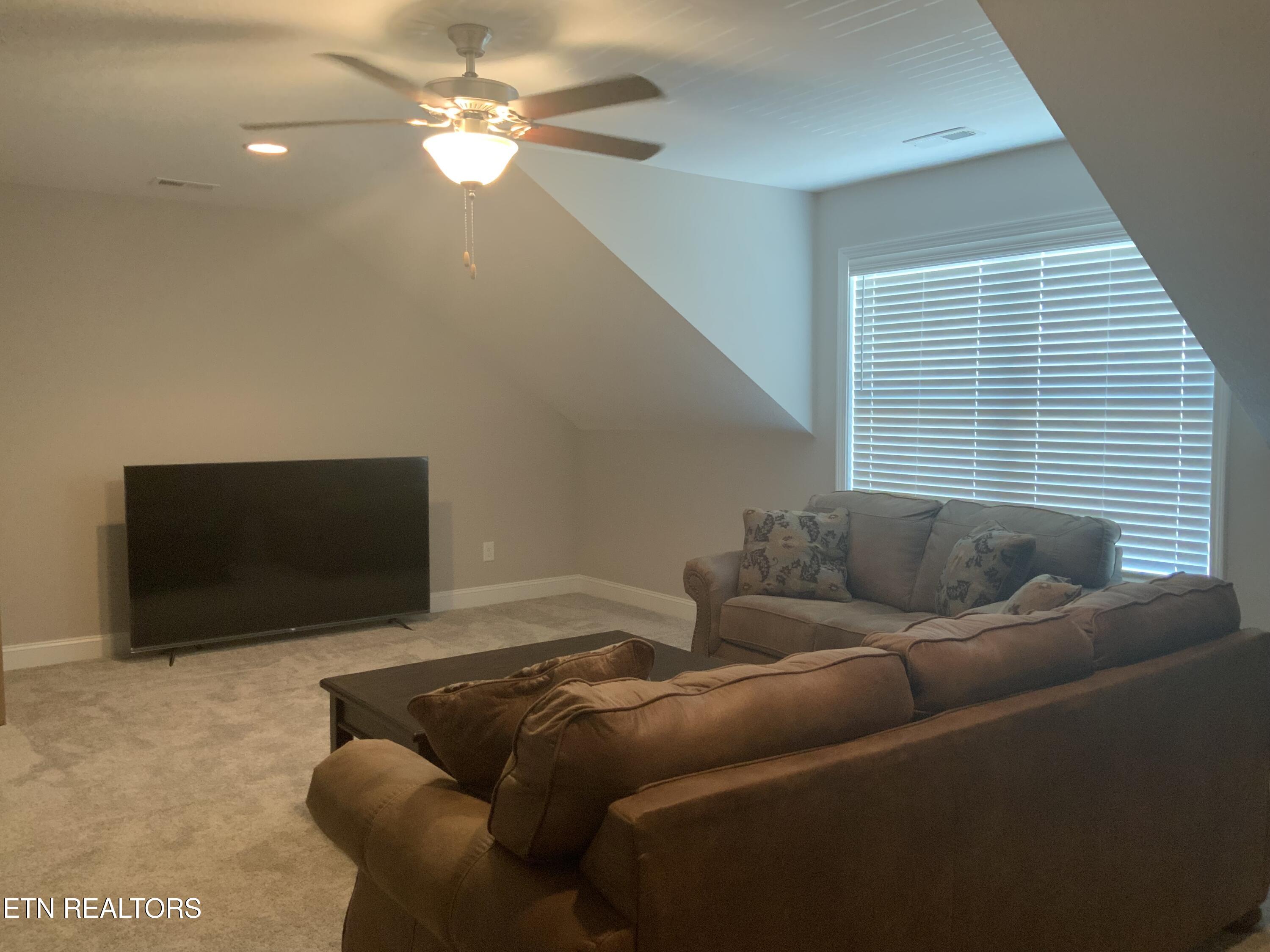 8230 Equinox Lane Powell TN 37849