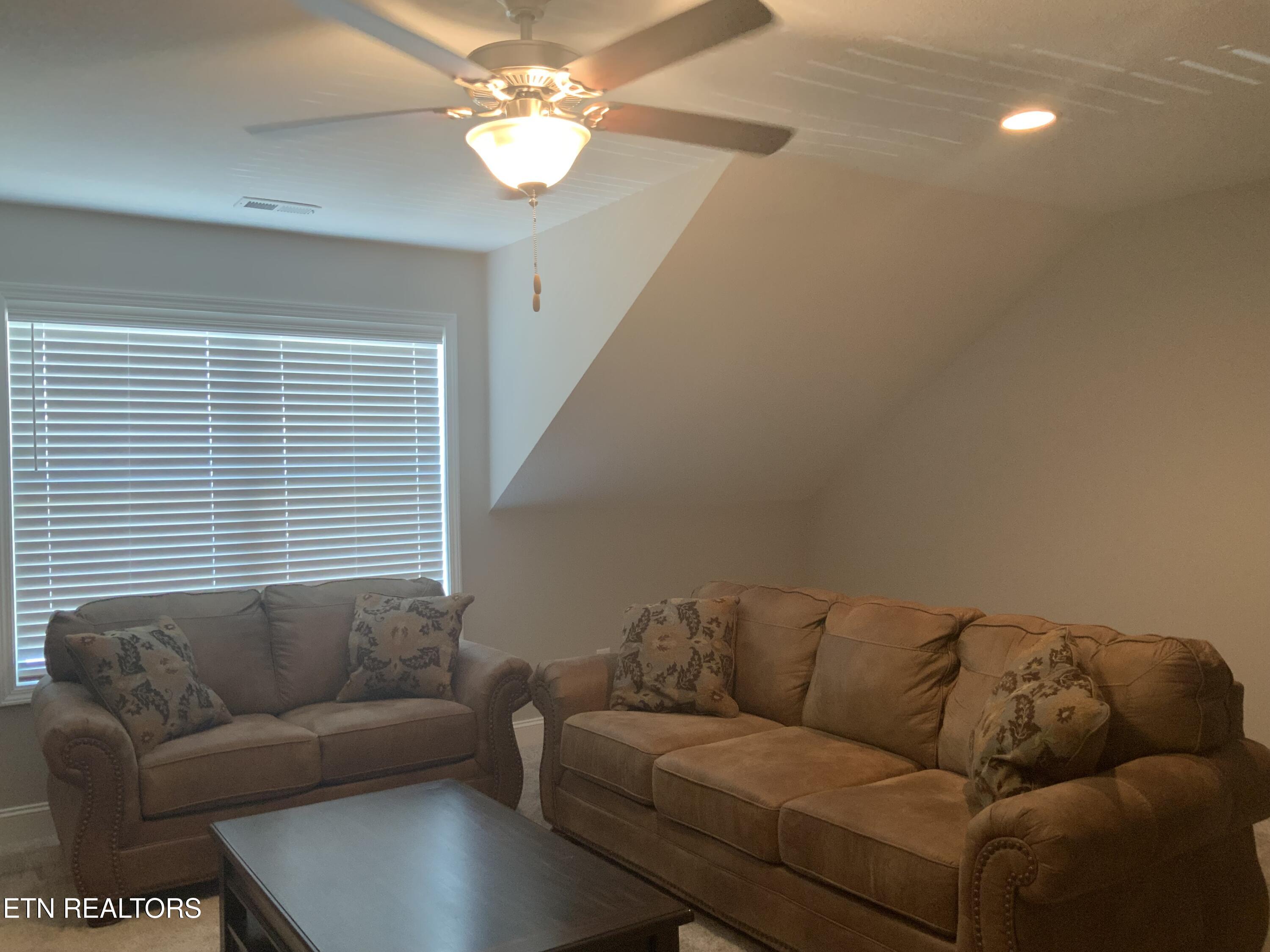 8230 Equinox Lane Powell TN 37849